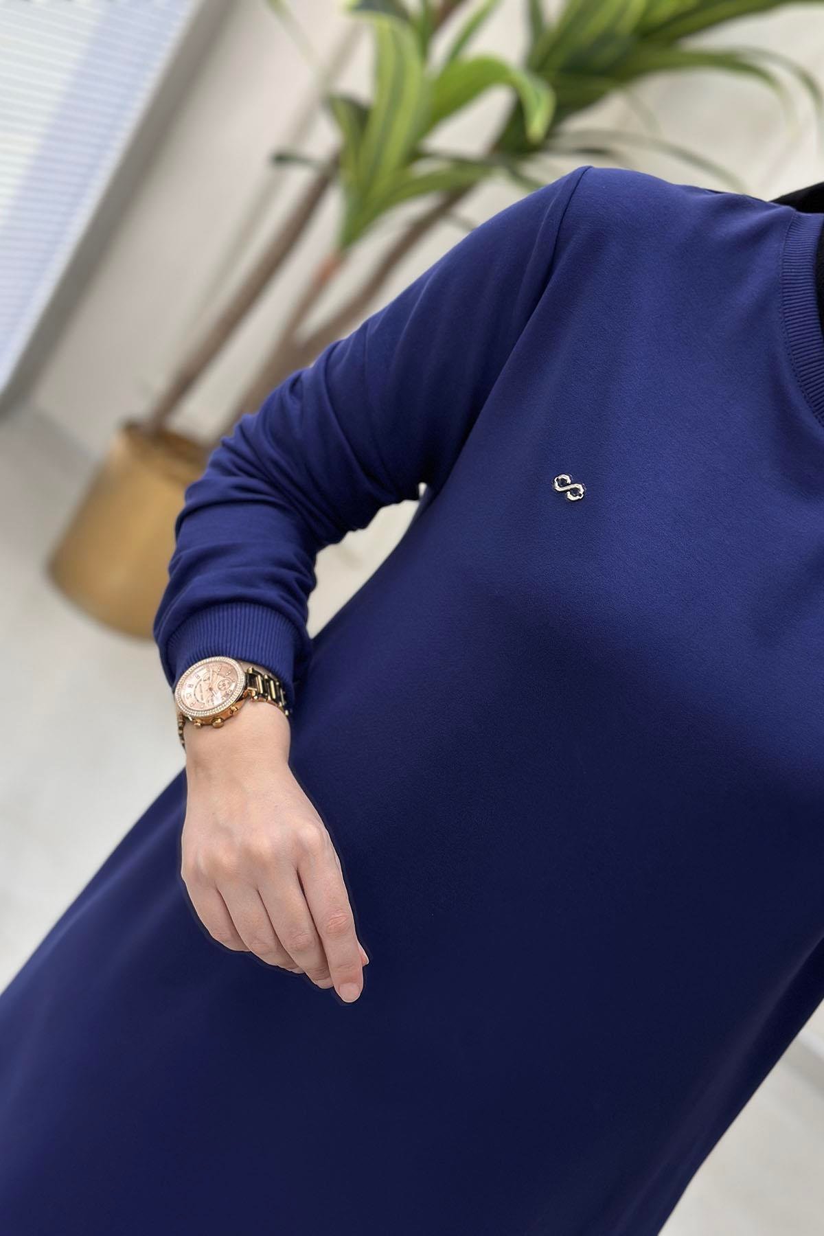 Tesettür Pantolonlu TakımYaka ve Kol Ribanalı Tunik ve Pantolon Kadın İkili Takım Lacivert KADO 257796