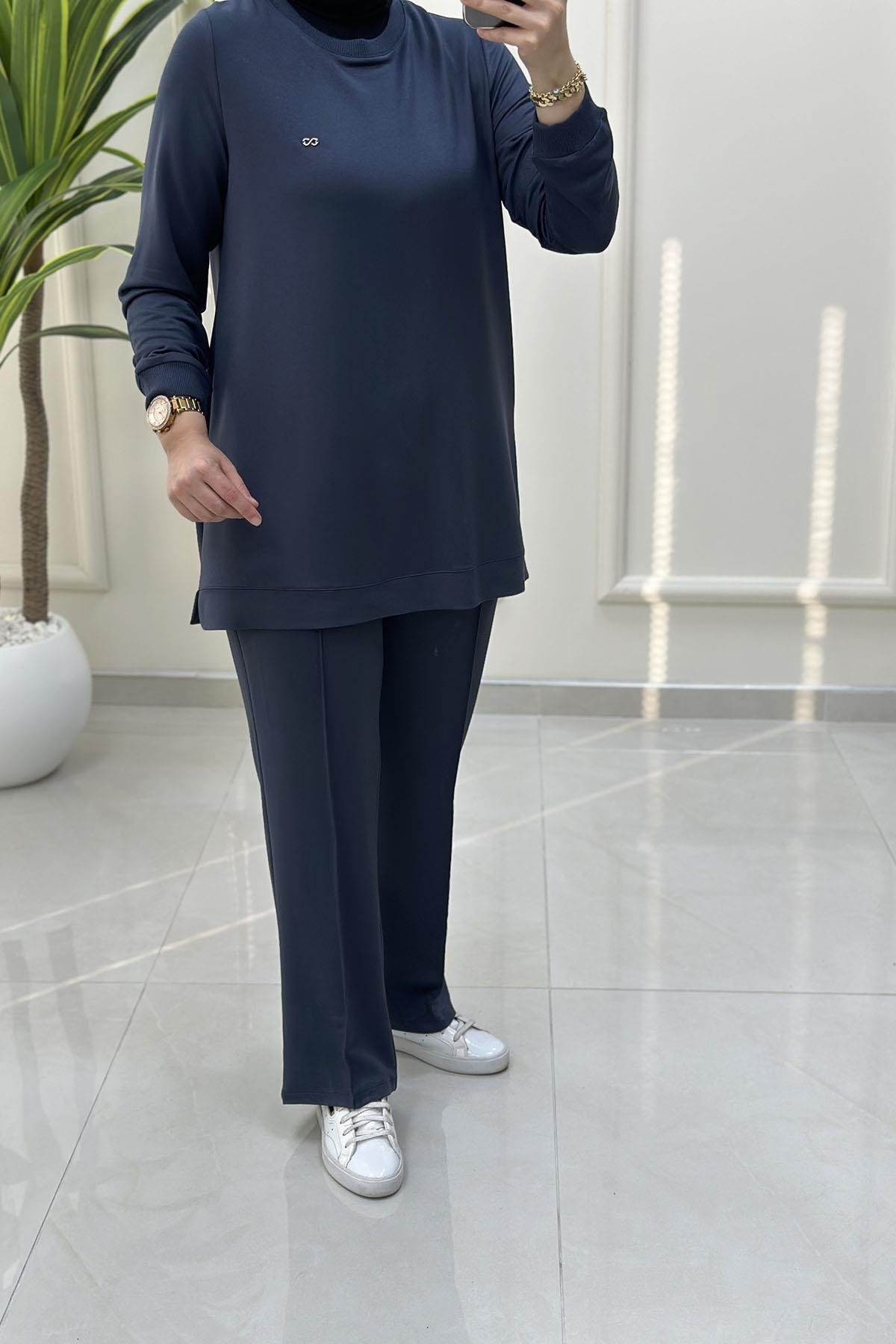 Tesettür Pantolonlu TakımYaka ve Kol Ribanalı Tunik ve Pantolon Kadın İkili Takım Antrasit KADO 257796