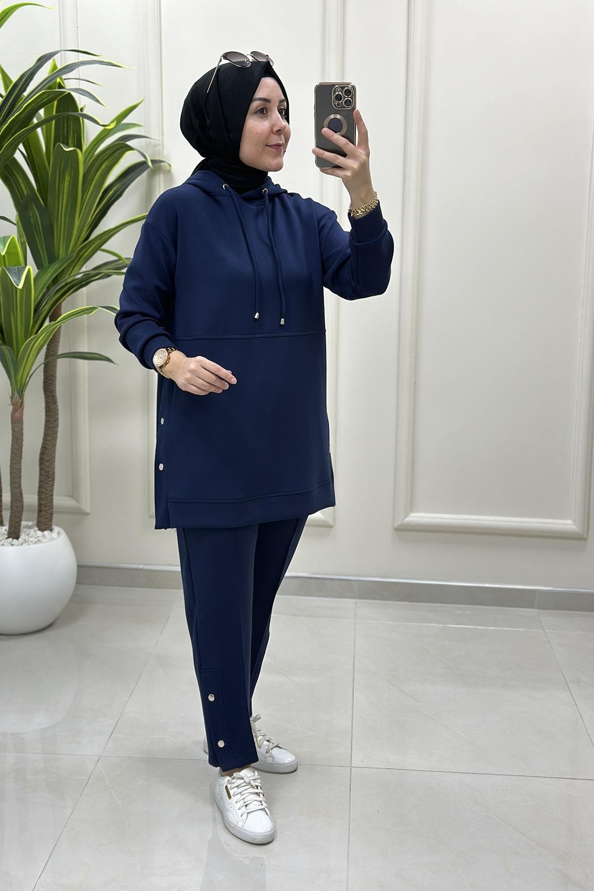 Tesettür Pantolonlu TakımYanları Zımba Detaylı Düşük Omuz Tunik ve Pantolon Kadın Oysho İkili Takım Lacivert ALS 5201