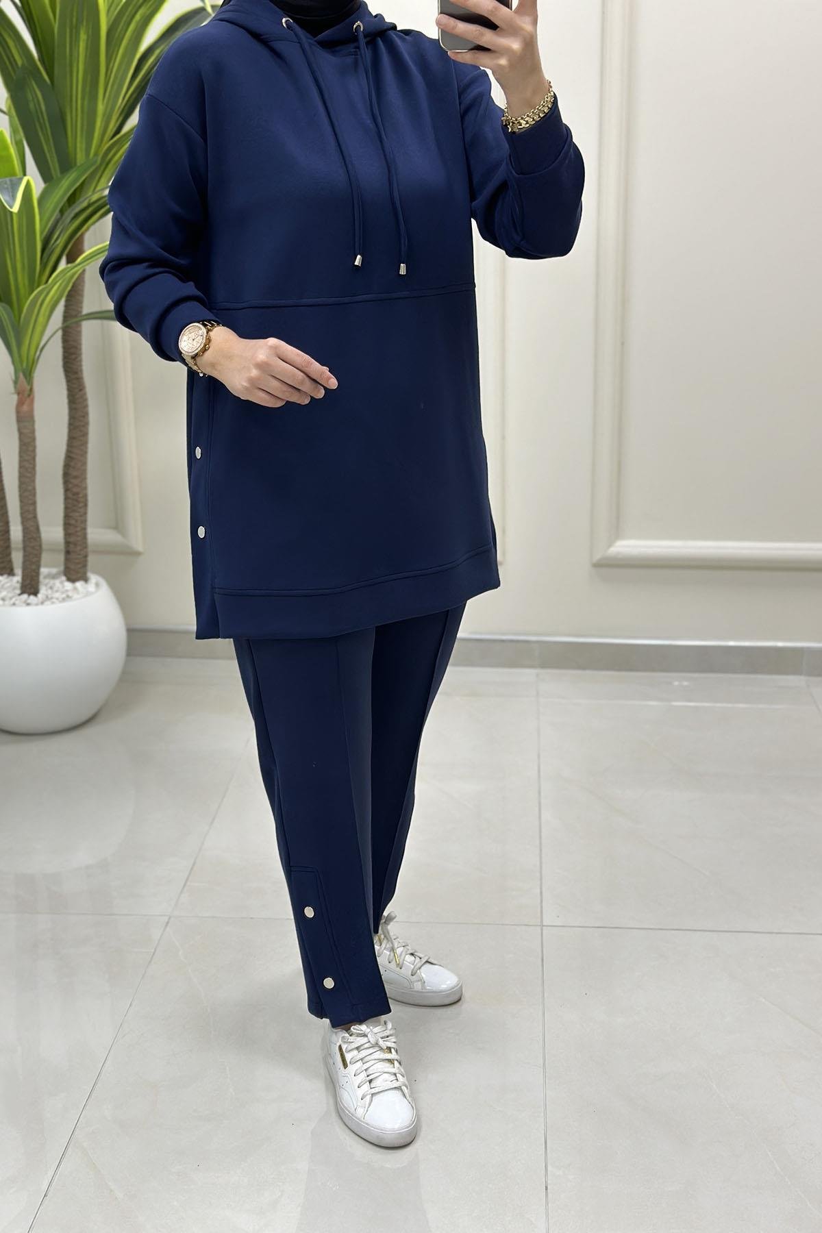 Tesettür Pantolonlu TakımYanları Zımba Detaylı Düşük Omuz Tunik ve Pantolon Kadın Oysho İkili Takım Lacivert ALS 5201