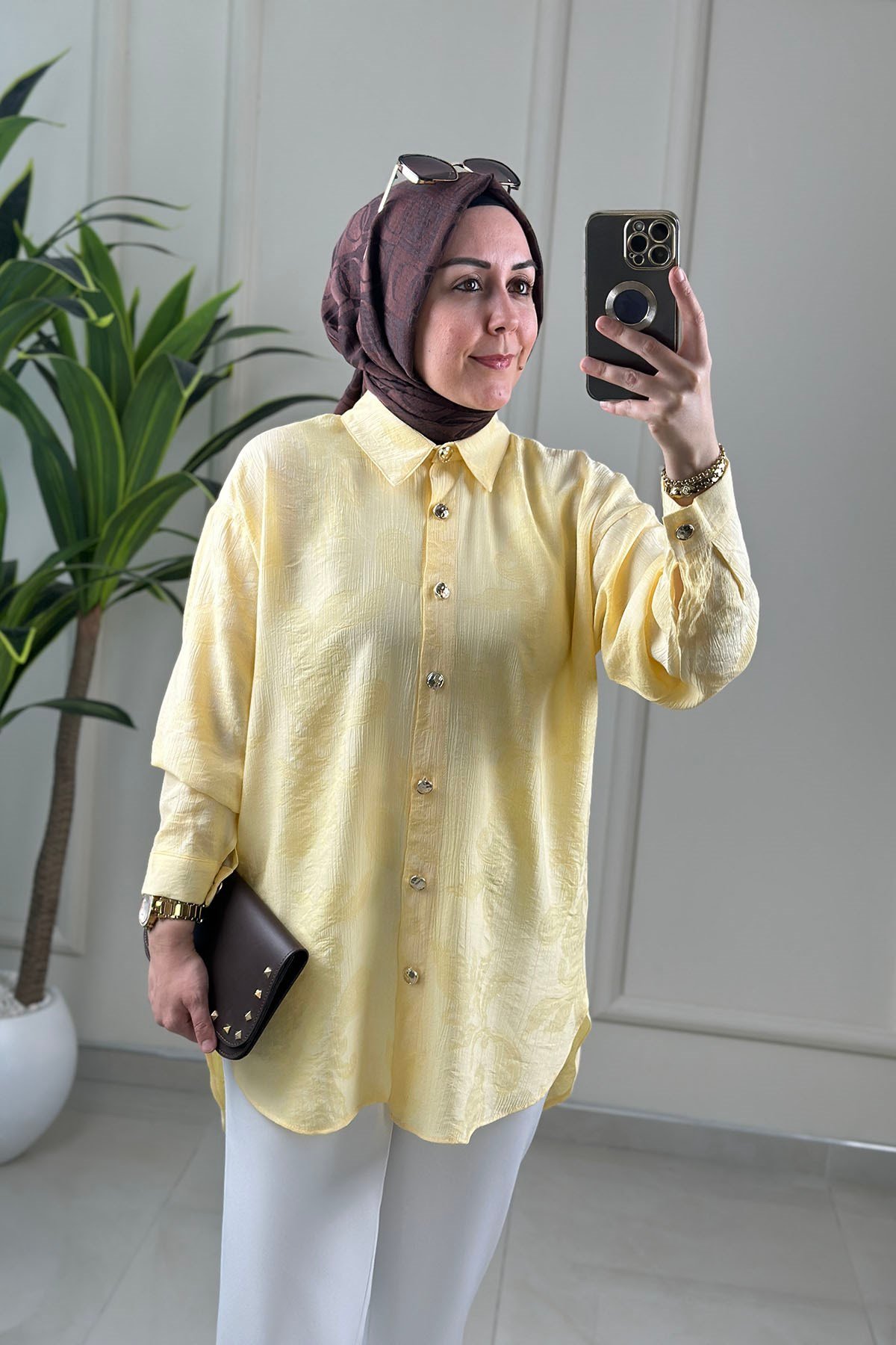 Tesettür Tunik GömlekDüşük Omuz Kendinden Desenli Kadın Tunik Sarı GNR 252