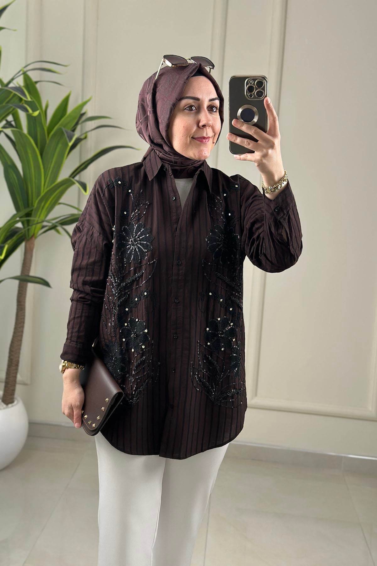 Tesettür Tunik GömlekDüşük Omuz Nakış ve Boncuk Detaylı Kadın Tunik Acı Kahve SLN 5179