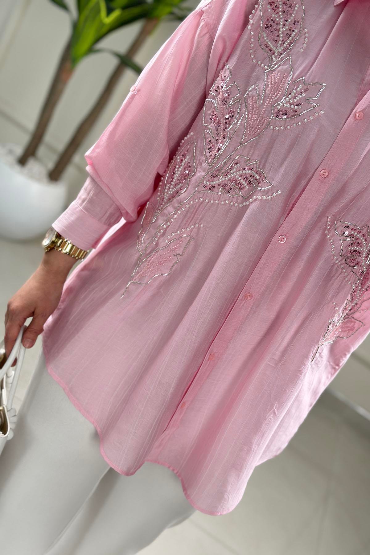 Tesettür Tunik GömlekDüşük Omuz Önü Düğmeli Boncuk İşlemeli Kadın Tunik Pembe SLN 5191