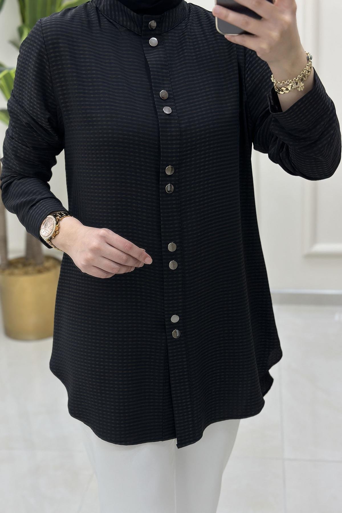 Tesettür Tunik GömlekHakim Yaka Önü Çıtçıtlı Kadın Tunik Siyah QTN 2903