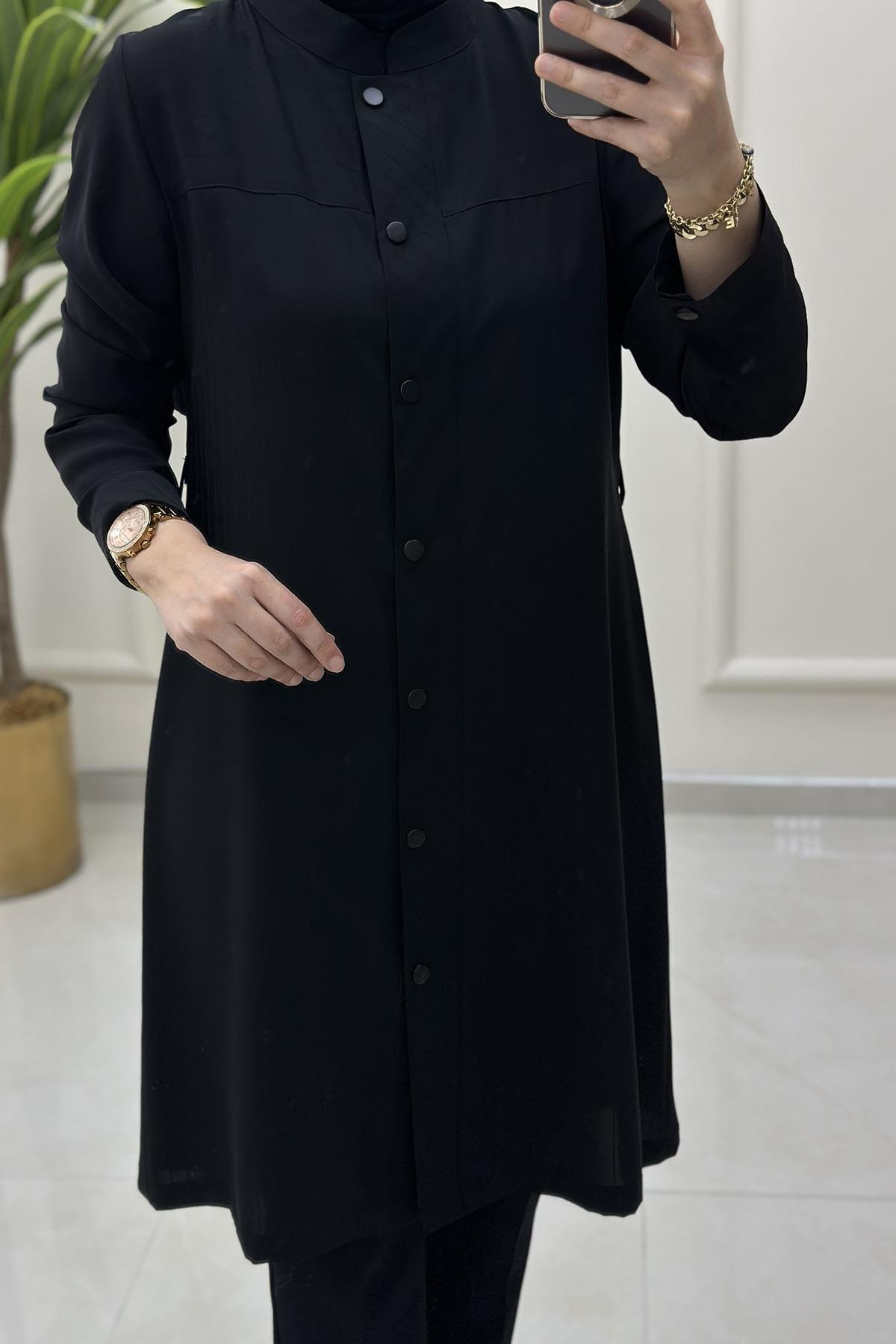 Tesettür Tunik GömlekÖnü Çıtçıtlı Beli Kemer Detaylı Kadın Tunik Siyah QTN 2904