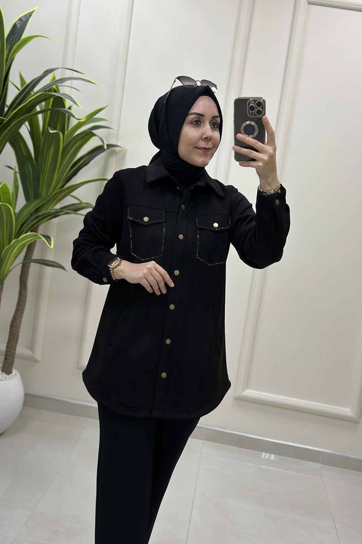 Tesettür Tunik GömlekÖnü Çıtçıtlı Kapak Cep Taş Detaylı Kadın Süet Ceket Siyah BRL 7213