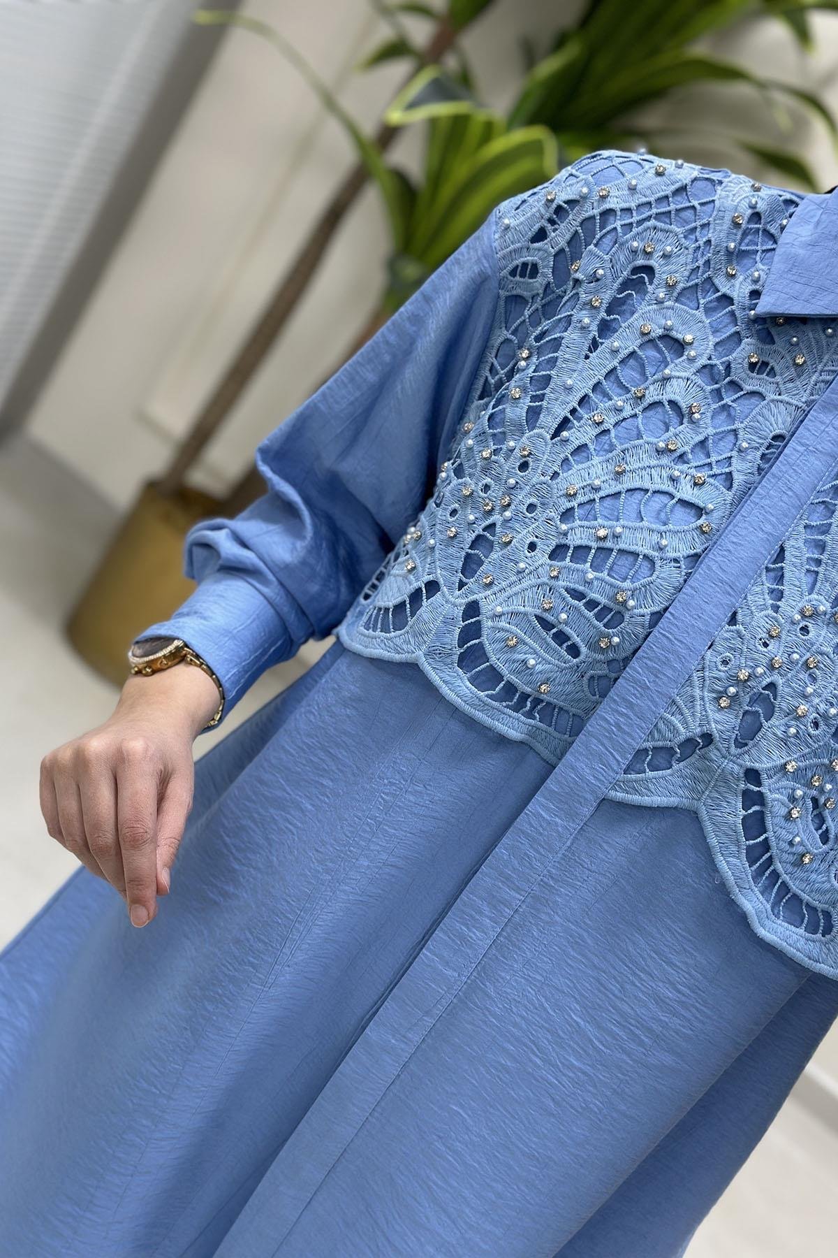 Tesettür Tunik GömlekÖnü Düğmeli Güpür ve Taş Detaylı Kadın Tunik Bebe Mavisi MSE 3235
