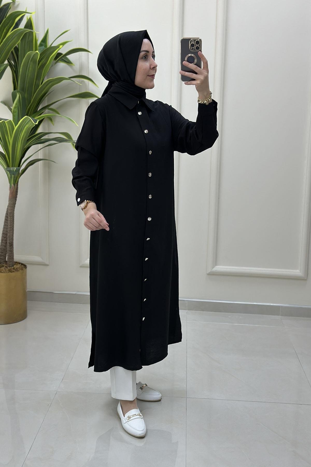 Tesettür Tunik GömlekÖnü Düğmeli Kol Manşetli Kadın Tunik Siyah KADO 251901