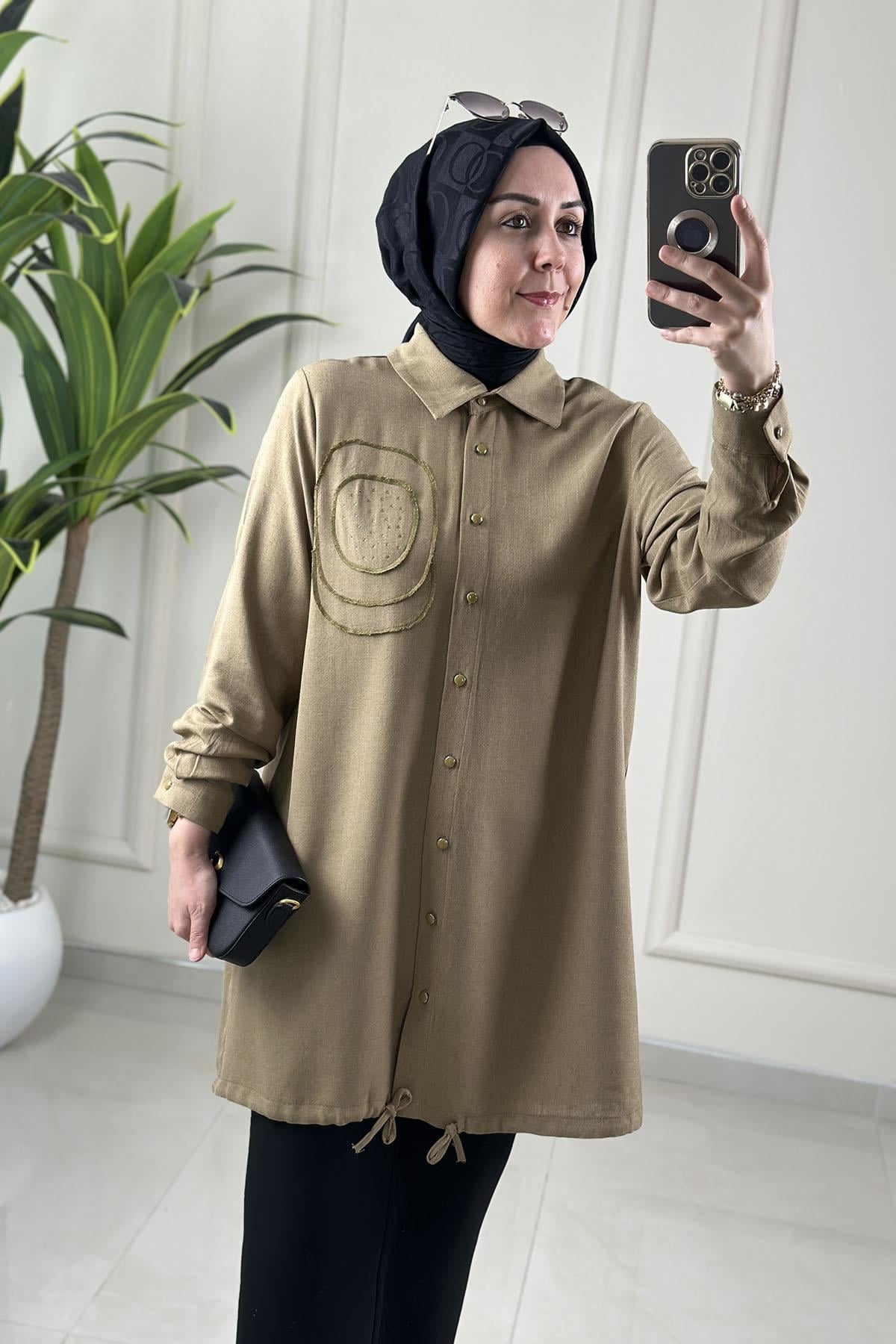 Tesettür Tunik GömlekÖnü Düğmeli Taş Detaylı Kadın Gömlek Tunik Yeşil KADO 262114