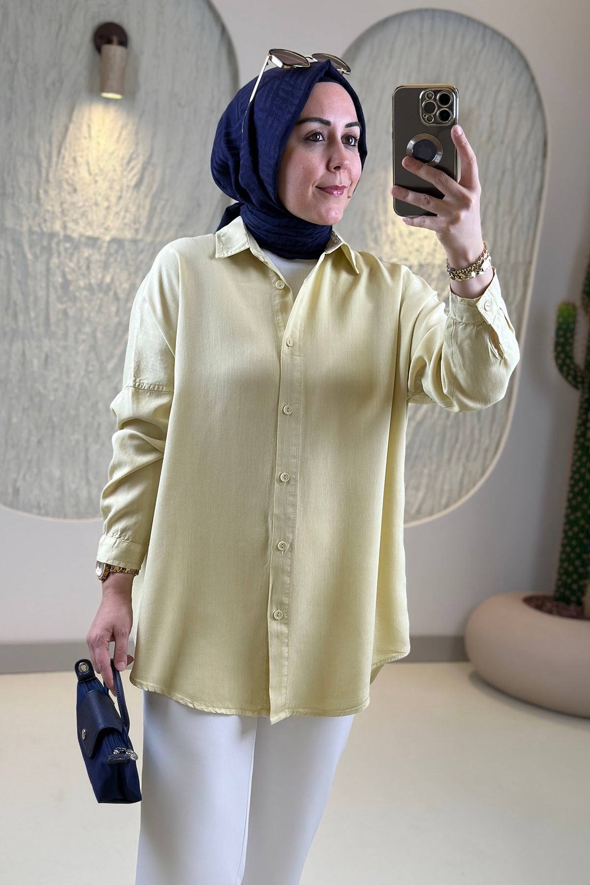Tesettür Tunik GömlekTensel Düşük Omuz Önü Düğmeli Kadın Tunik Sarı MGZN 7351