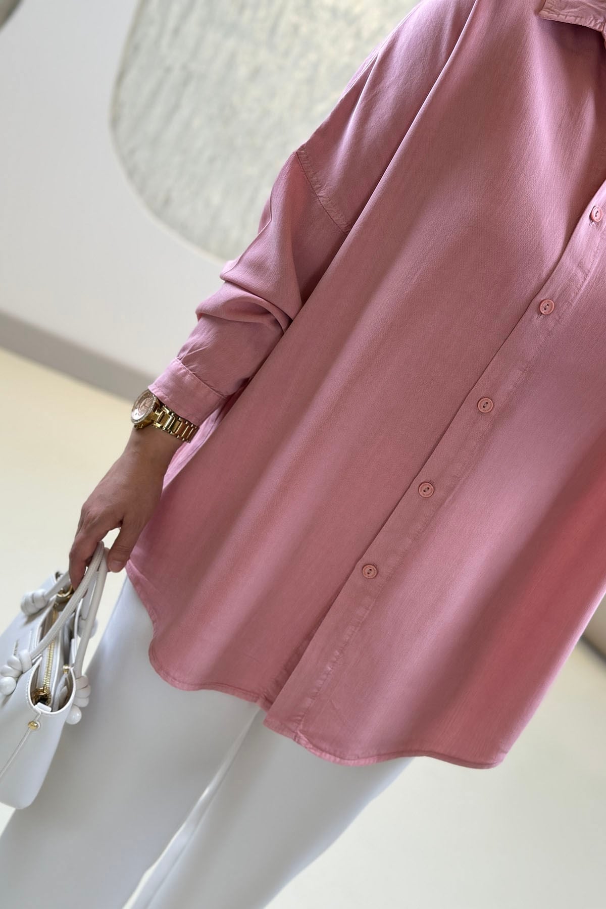 Tesettür Tunik GömlekTensel Düşük Omuz Önü Düğmeli Kadın Tunik Pembe MGZN 7351