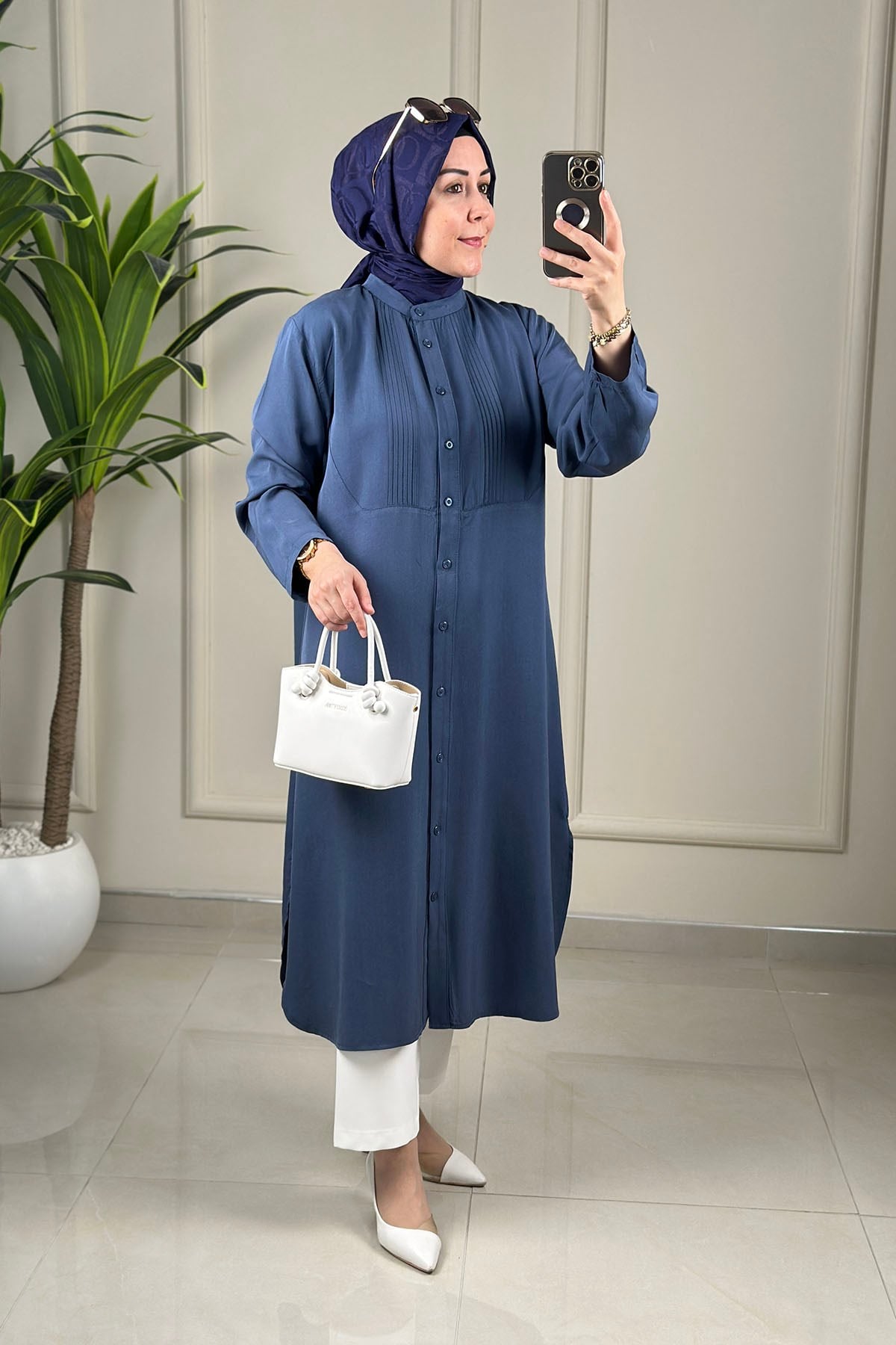 Tesettür Tunik GömlekTensel Önü Nervürlü Düğmeli Kadın Tunik İndigo  EYL 2076