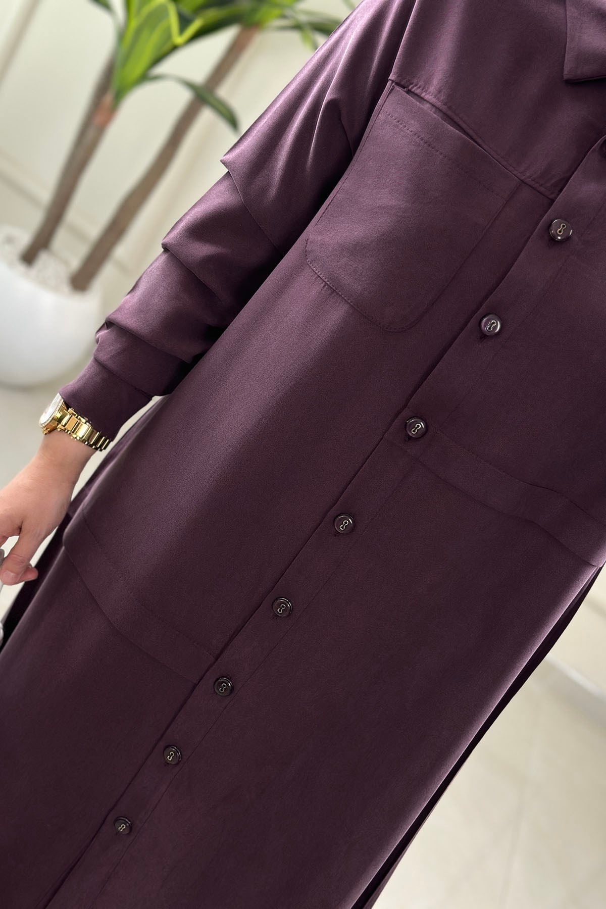 Tesettür Tunik Modelleri Tensel Qupra Önü Düğmeli Uzun Kadın Tunik Mürdüm KADO 262492