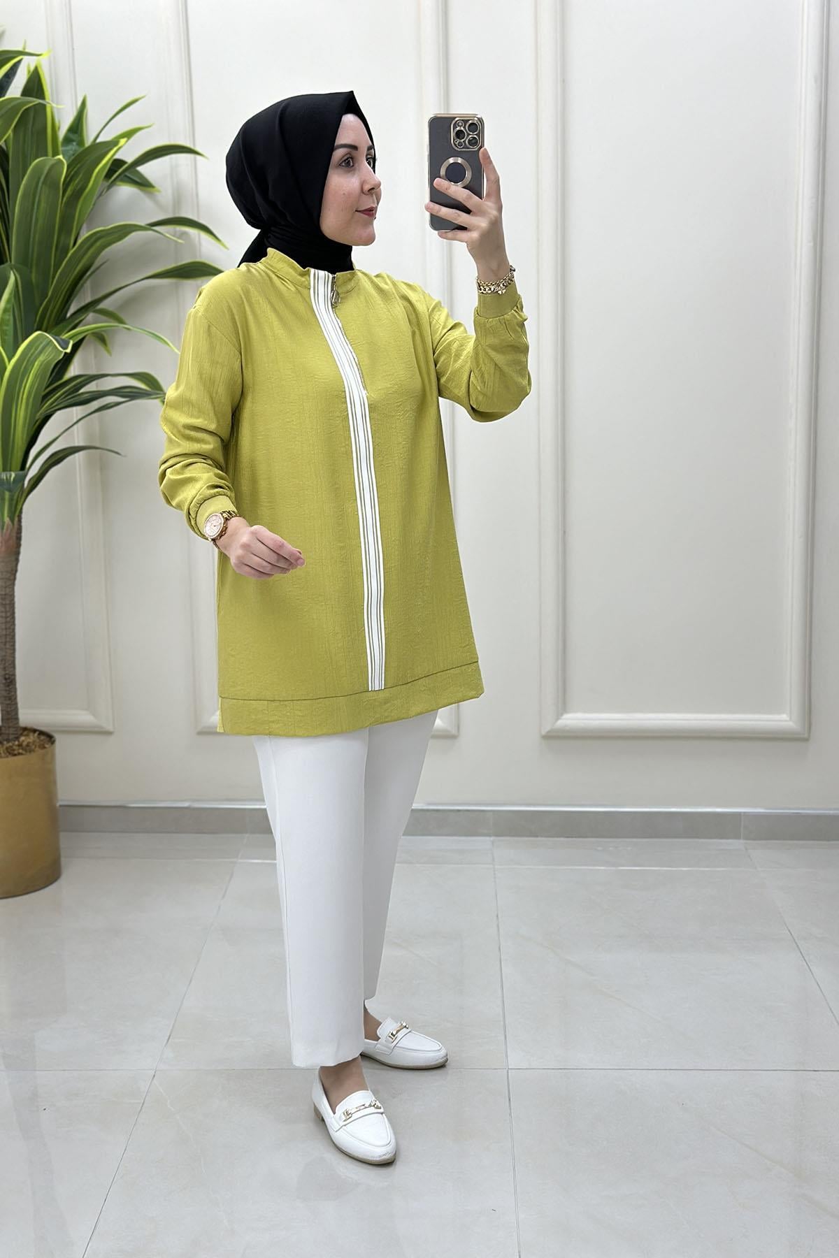 Tesettür Tunik ModelleriArmine Trend Önü Ribana ve Fermuar Detaylı Kadın Tunik Yağ Yeşili ARM 4139