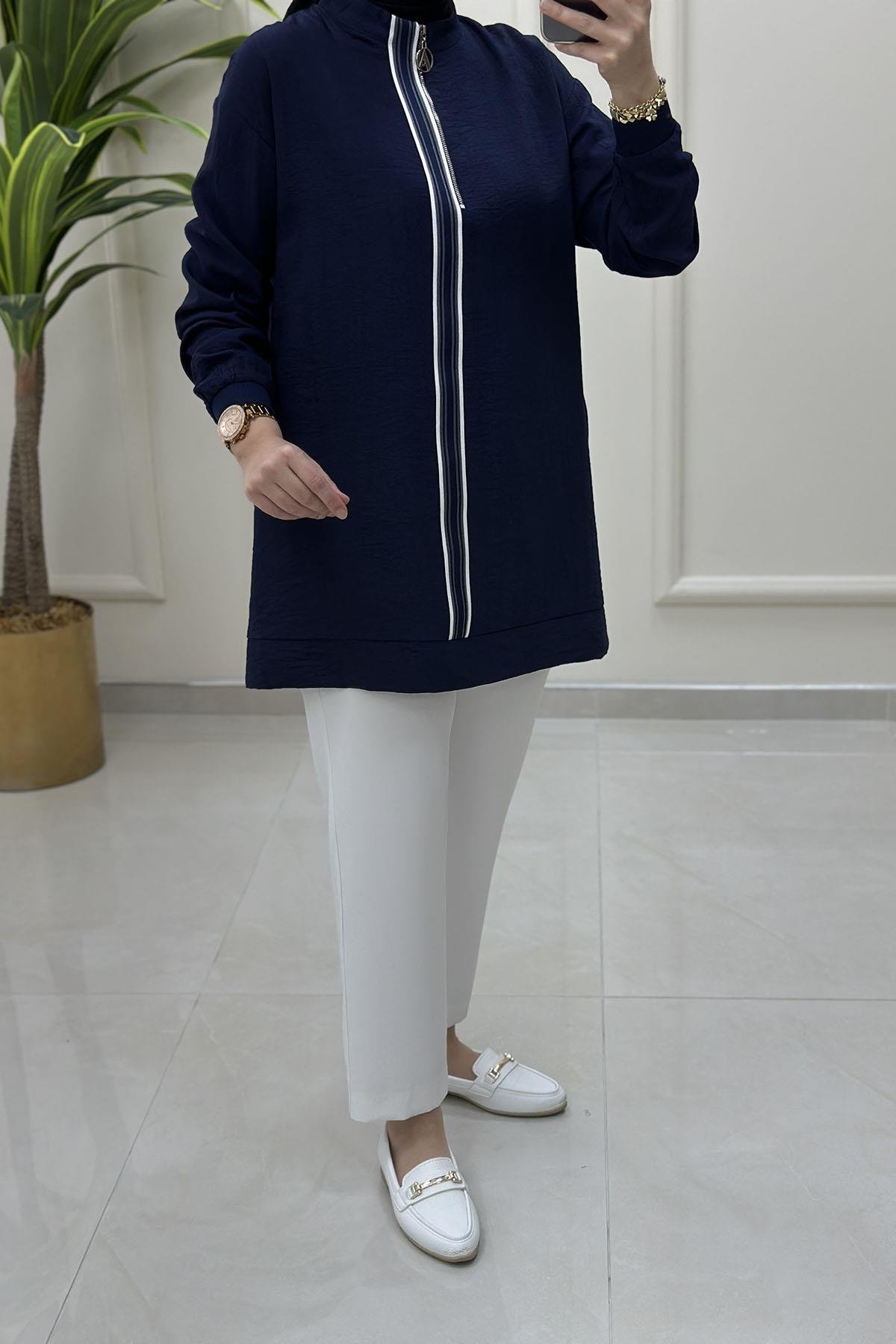 Tesettür Tunik ModelleriArmine Trend Önü Ribana ve Fermuar Detaylı Kadın Tunik Lacivert ARM 4139