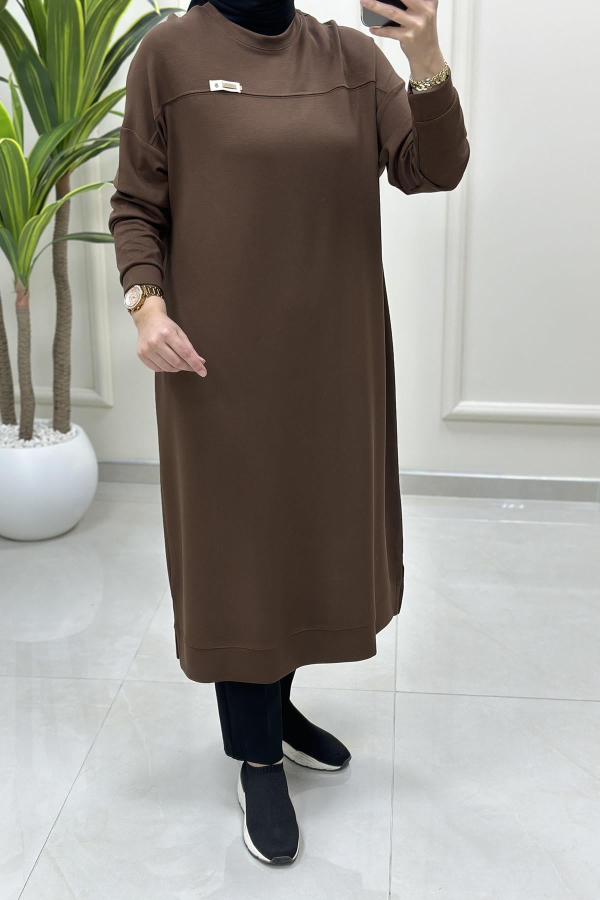 Tesettür Tunik ModelleriDüşük Omuz Arma Detaylı Oysho Kadın Tunik Kahverengi KADO 257084