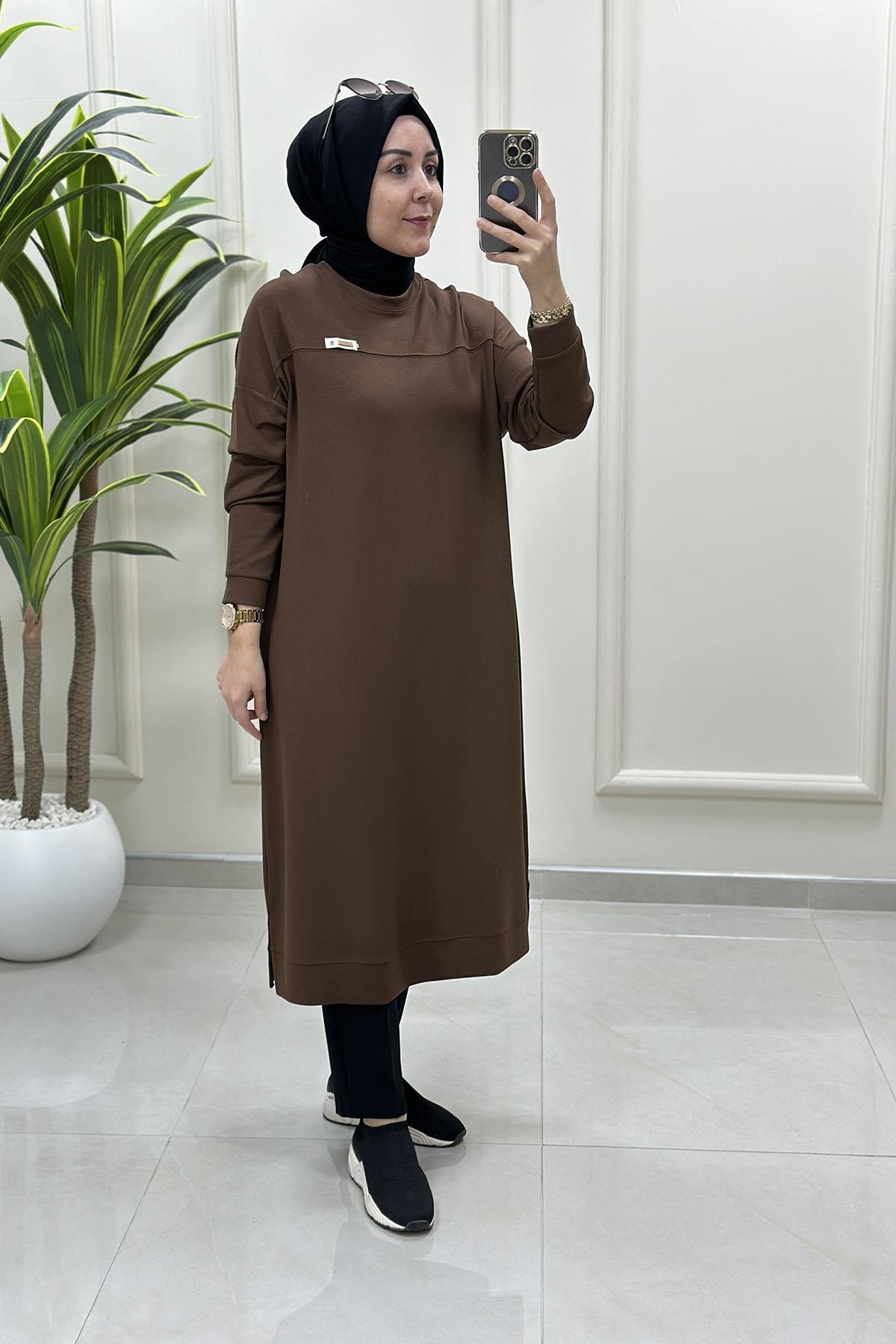 Tesettür Tunik ModelleriDüşük Omuz Arma Detaylı Oysho Kadın Tunik Kahverengi KADO 257084