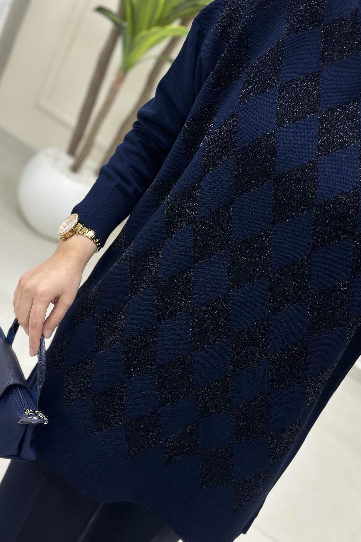 Tesettür Tunik ModelleriDüşük Omuz Baklava Desen Kadın Triko Tunik Lacivert SRY 5045