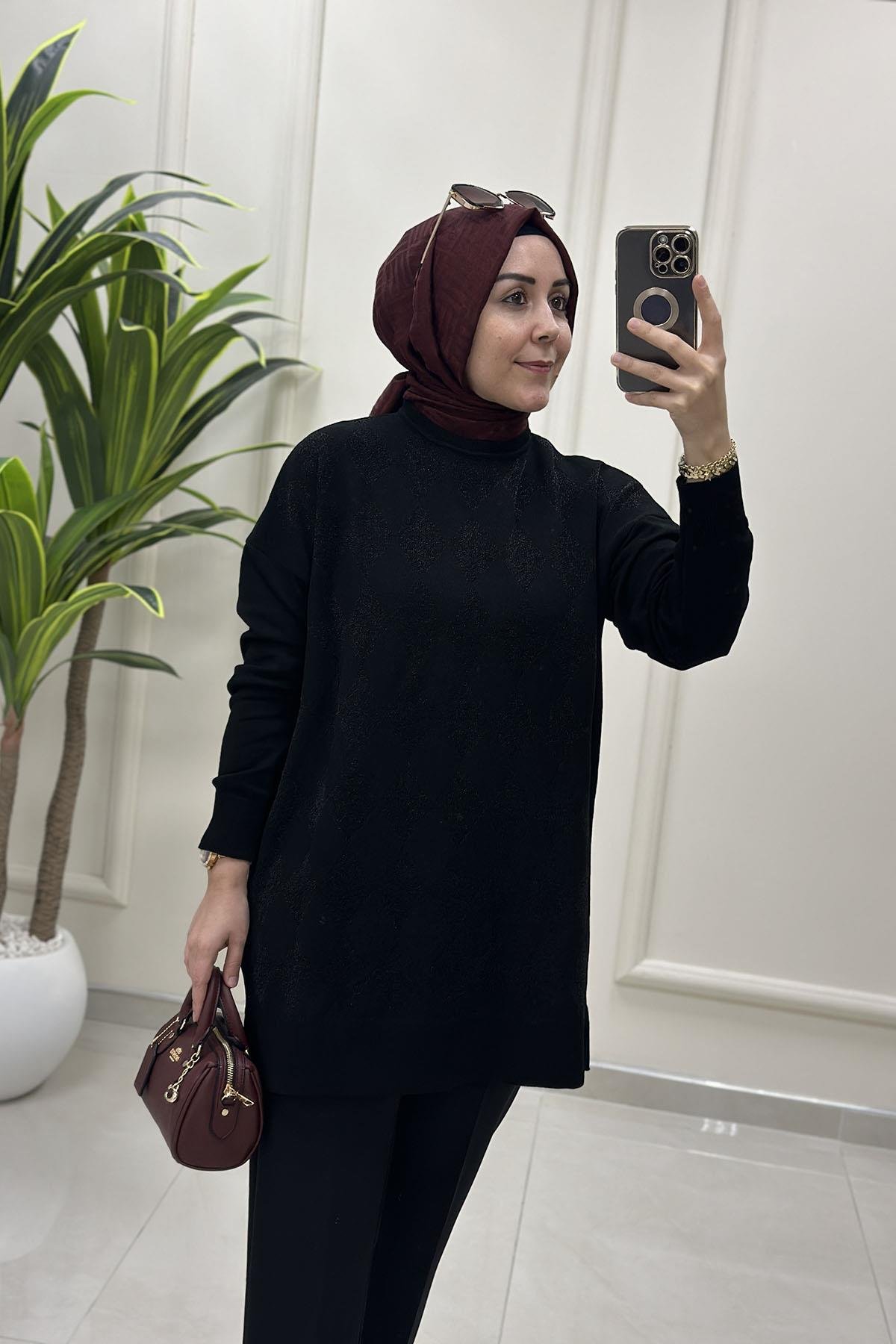 Tesettür Tunik ModelleriDüşük Omuz Baklava Desen Kadın Triko Tunik Siyah SRY 5045