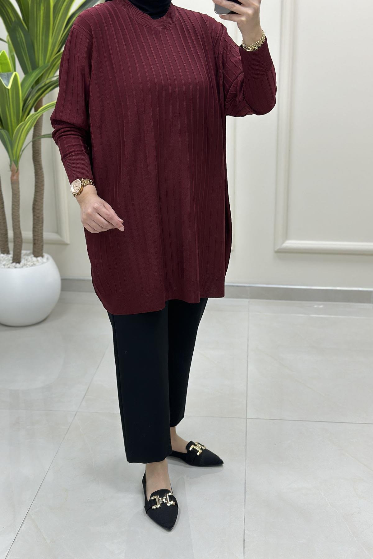 Tesettür Tunik ModelleriDüşük Omuz Fitilli Kadın Triko Tunik Bordo KADO 2725522
