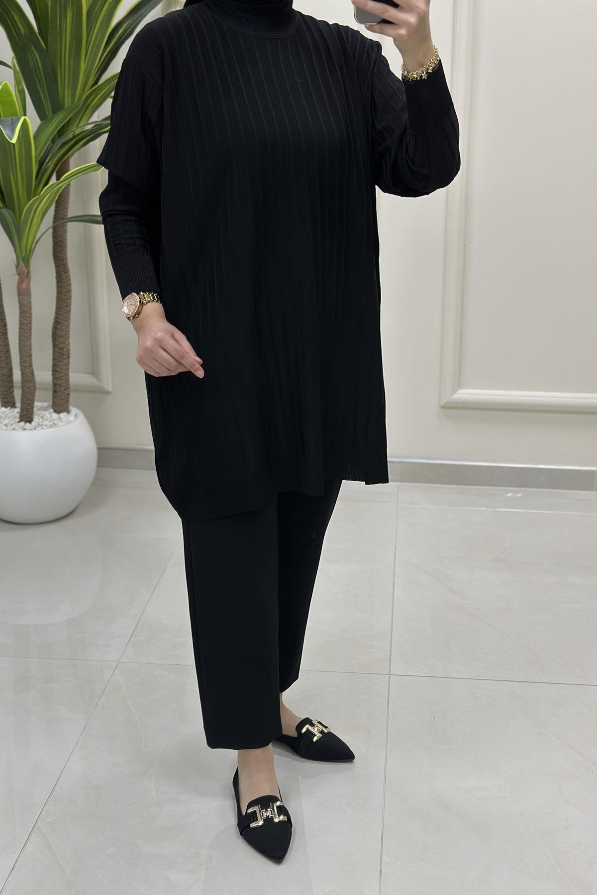 Tesettür Tunik ModelleriDüşük Omuz Fitilli Kadın Triko Tunik Siyah KADO 2725522