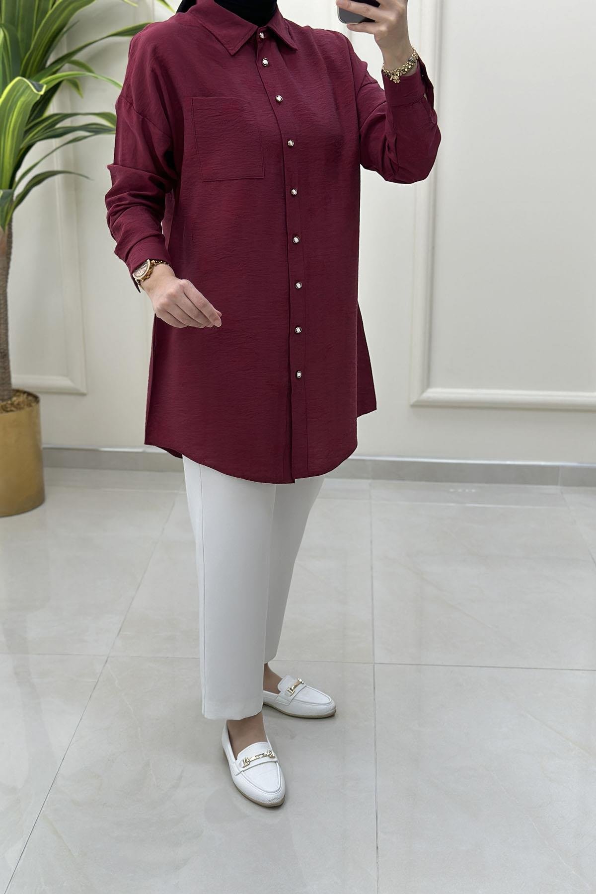 Tesettür Tunik ModelleriDüşük Omuz Kendinden Desenli Önü Düğmeli Kadın Tunik Bordo KADO 251215