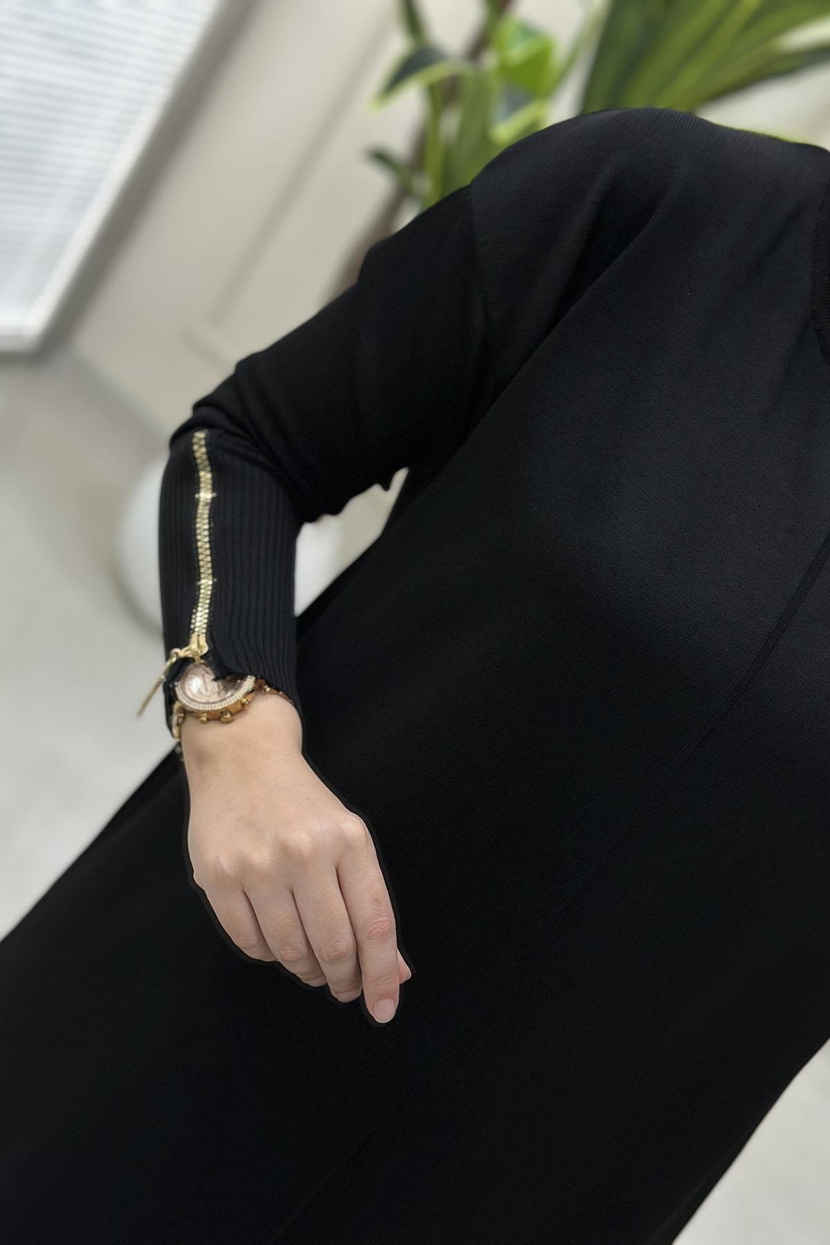 Tesettür Tunik ModelleriDüşük Omuz Kolu Fermuarlı Kadın Merserize Tunik Siyah KADO 2725017