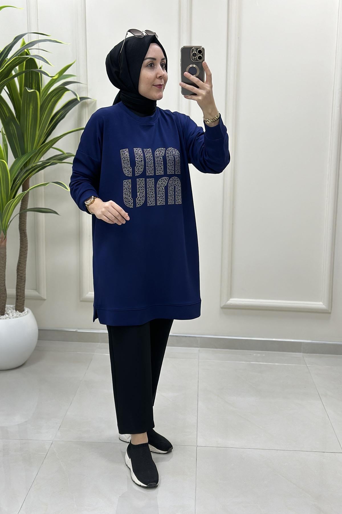 Tesettür Tunik ModelleriDüşük Omuz Önü Taş Detaylı Kadın Oysho Tunik Lacivert MLH 8003