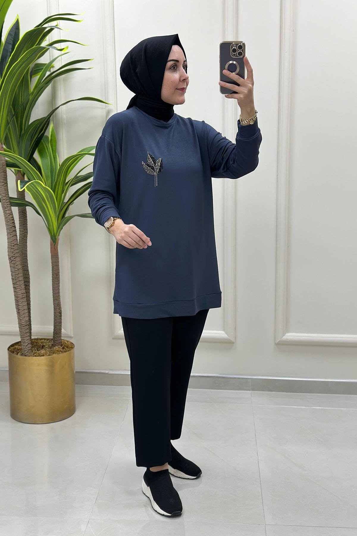 Tesettür Tunik ModelleriDüşük Omuz Önü Laleli Kadın Tunik Antrasit KADO 9667