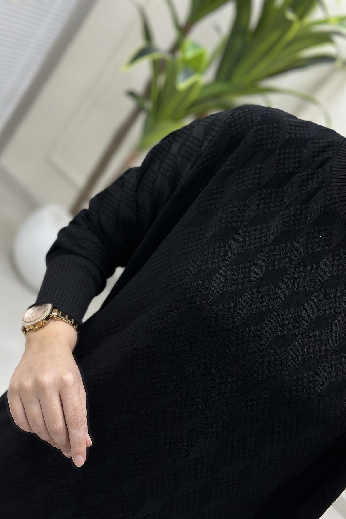 Tesettür Tunik ModelleriDüşük Omuz Ribana Detaylı Kadın Tunik Siyah KADO 257344