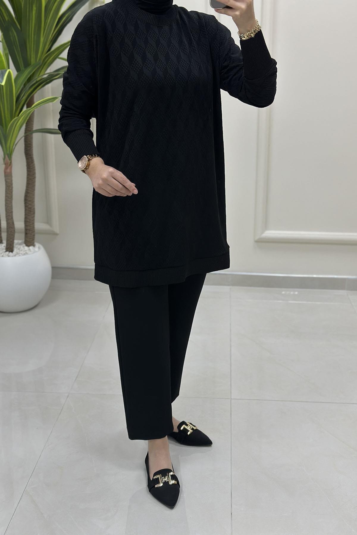 Tesettür Tunik ModelleriDüşük Omuz Ribana Detaylı Kadın Tunik Siyah KADO 257344