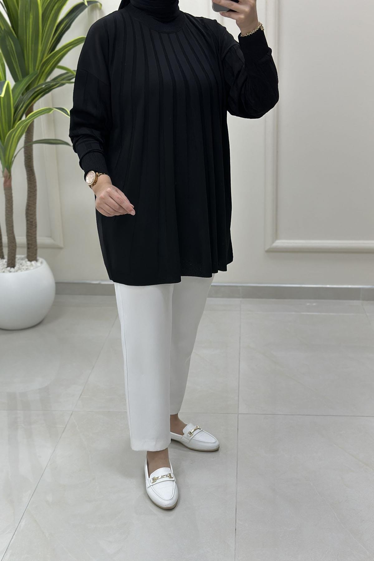 Tesettür Tunik ModelleriDüşük Omuz Şerit Desen Kadın Triko Tunik Siyah KADO 2725509