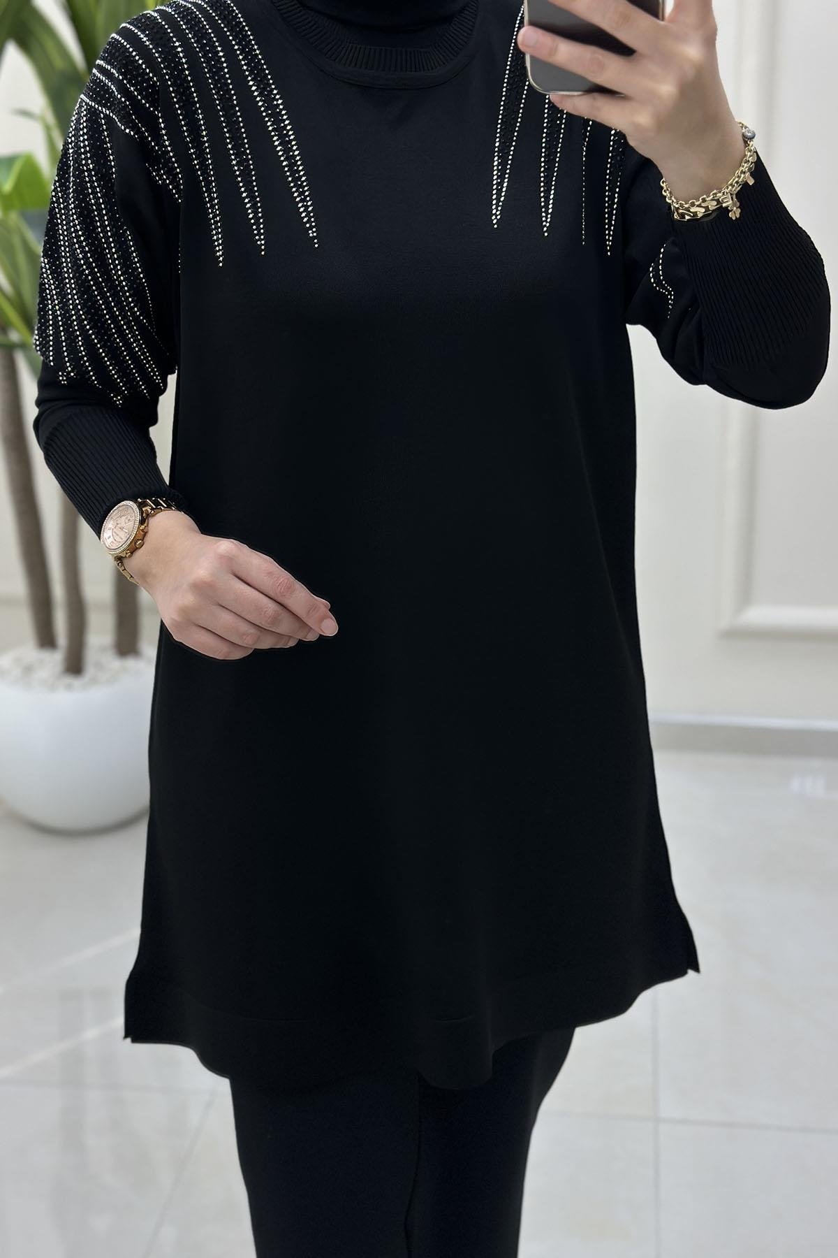 Tesettür Tunik ModelleriDüşük Omuz Taş Detaylı Merserize Kadın Tunik Siyah MLH 5034