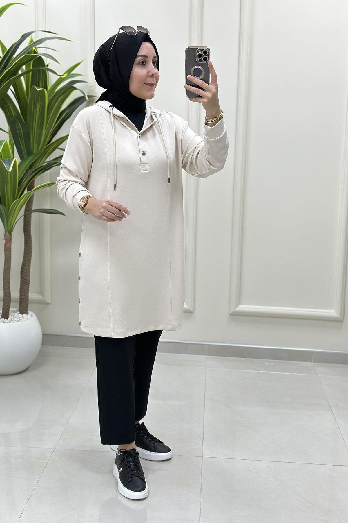 Tesettür Tunik ModelleriDüşük Omuz Yanı Çıtçıtlı Oysho Kadın Tunik Bej KADO 257296