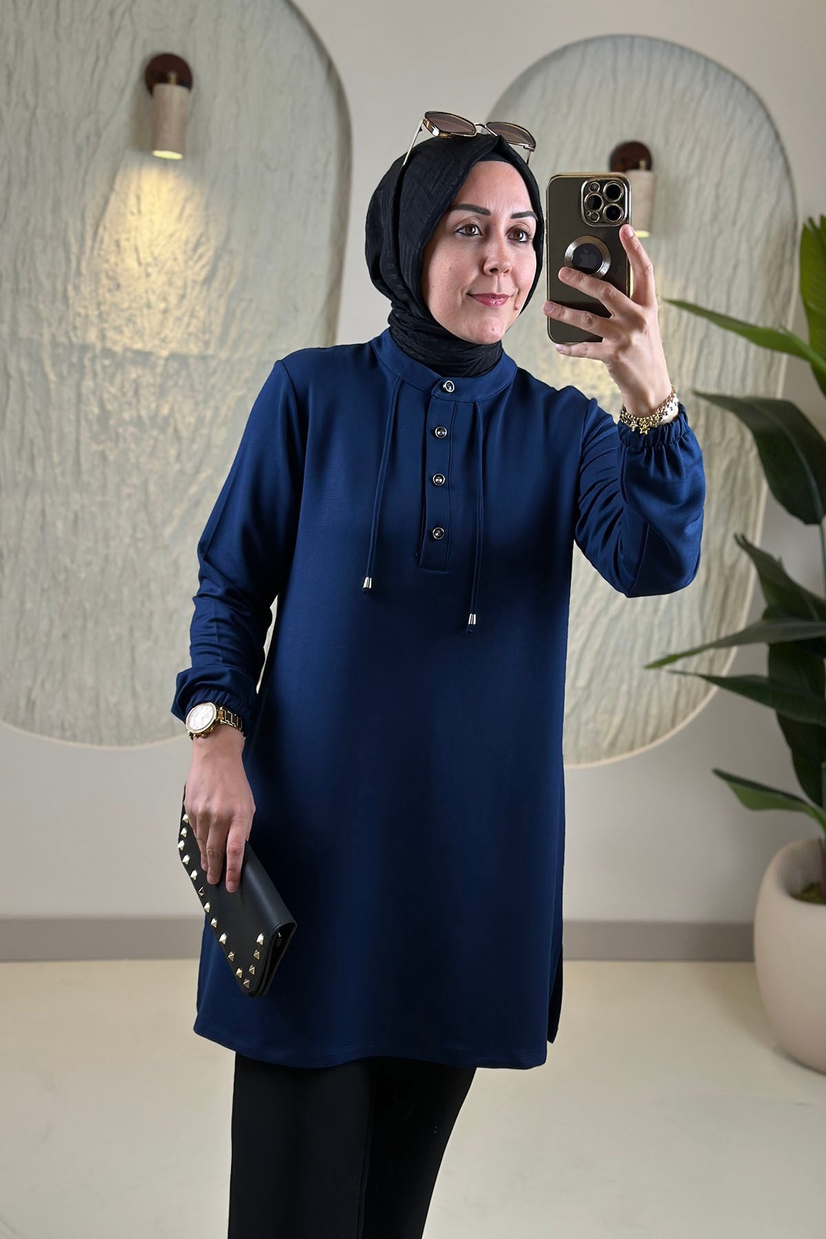Tesettür Tunik ModelleriHakim Yaka Kolu Büzgülü Yaka İpli Oysho Kadın Tunik Lacivert KADO 268202