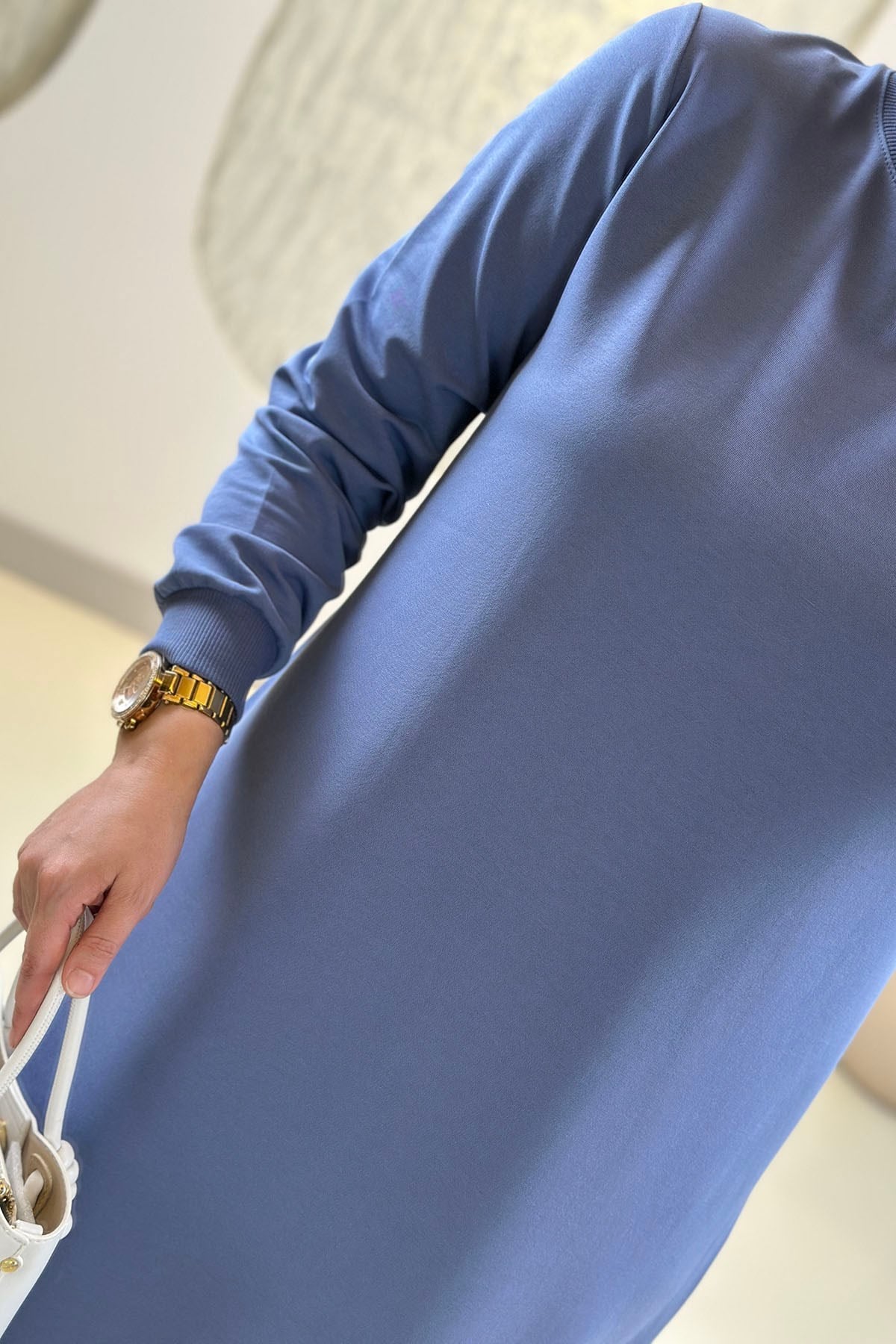 Tesettür Tunik Modelleriİki İplik Kol ve Yaka Ribanalı Basic Kadın Tunik Mavi KADO 7194