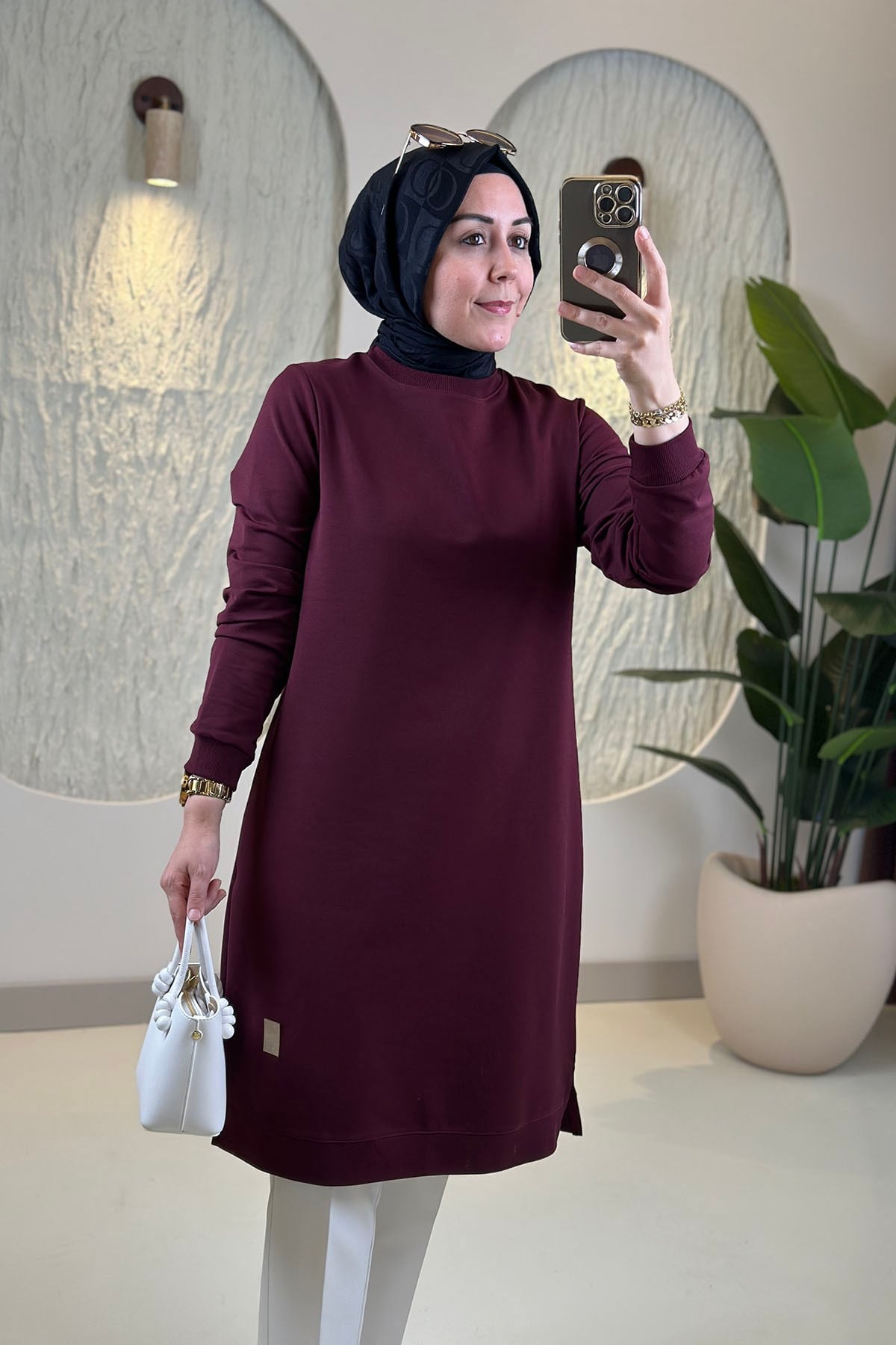 Tesettür Tunik Modelleriİki İplik Kol ve Yaka Ribanalı Basic Kadın Tunik Bordo KADO 7194