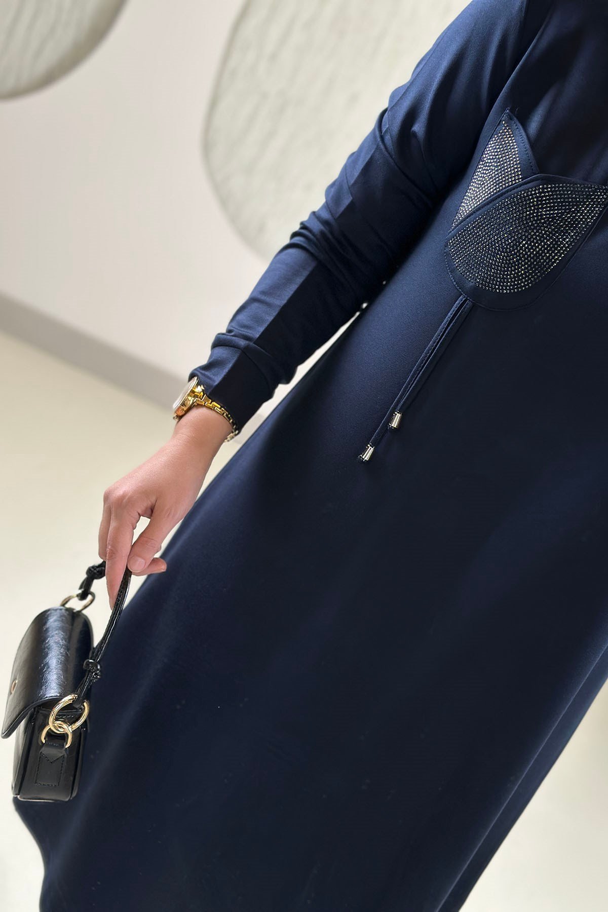 Tesettür Tunik Modelleriİnce Oysho Lale Cep Taş Detaylı Kadın Tunik Lacivert KADO 268554