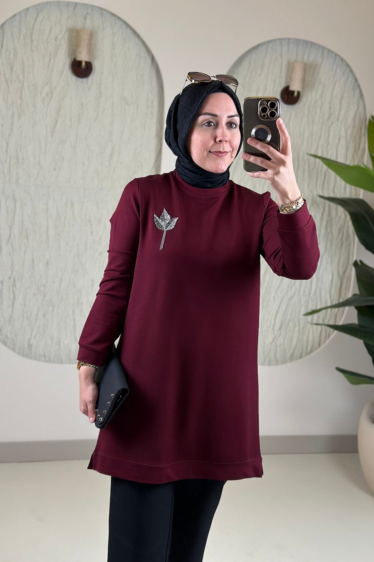 Tesettür Tunik Modelleriİnce Oysho Lale Aksesuar Detaylı Kadın Tunik Bordo KADO 268320