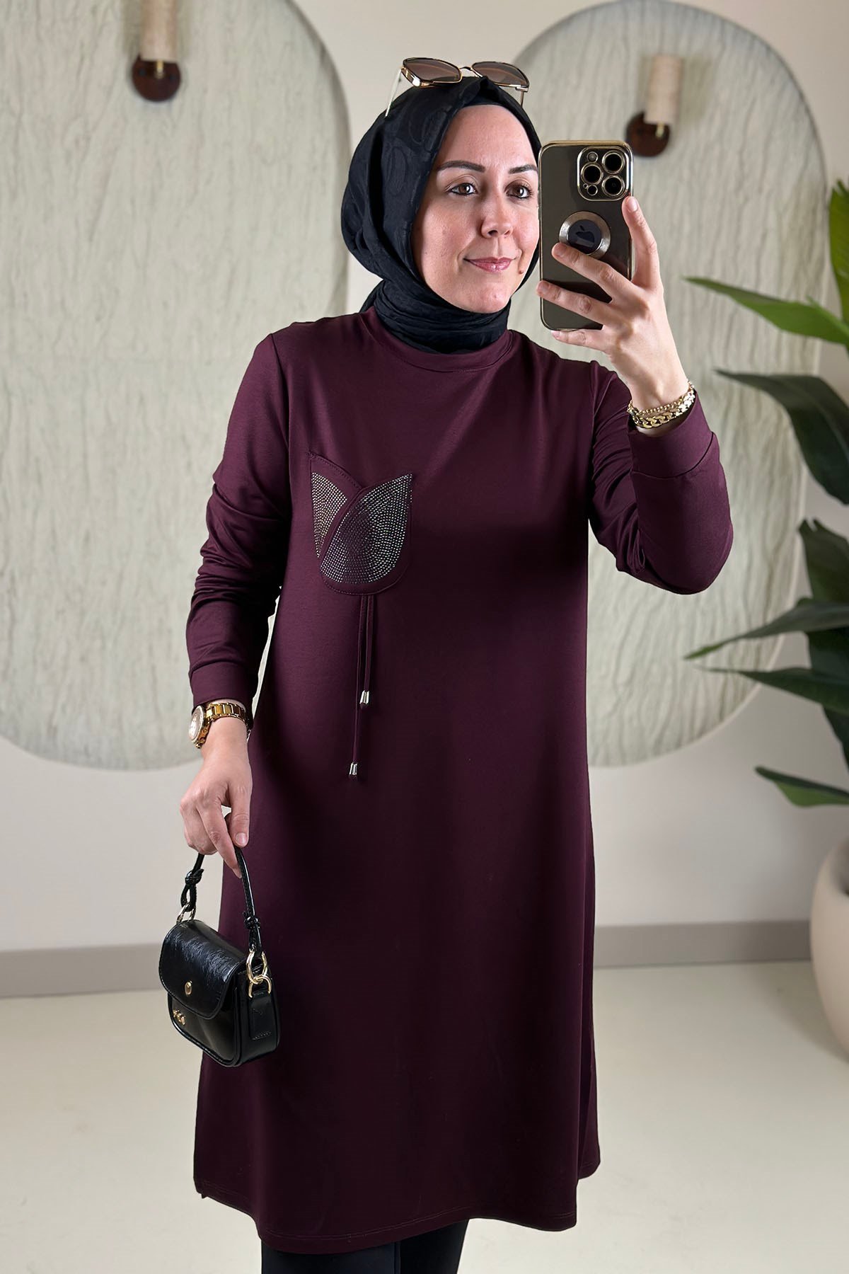 Tesettür Tunik Modelleriİnce Oysho Lale Cep Taş Detaylı Kadın Tunik Bordo KADO 268554