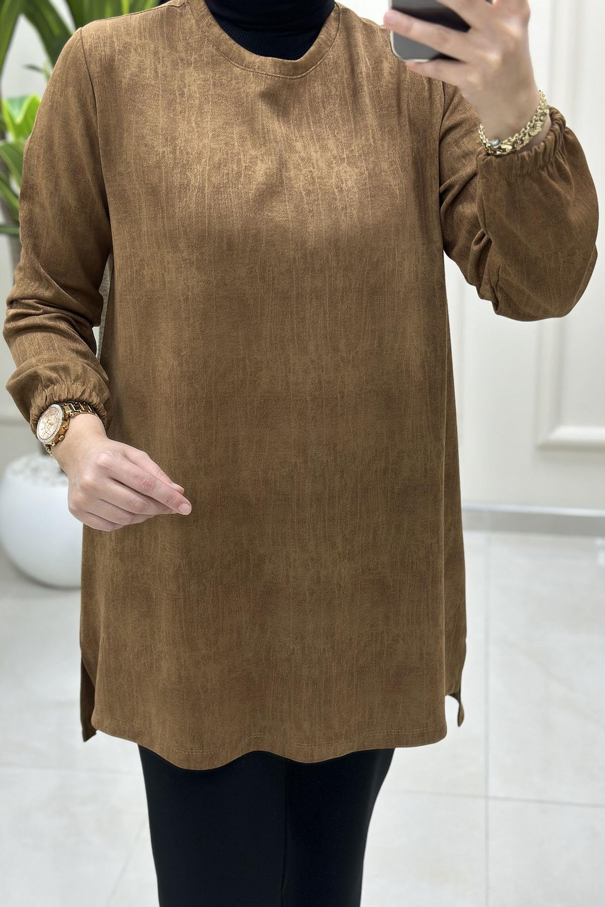 Tesettür Tunik ModelleriKendinden Desenli Kolu Lastikli Modal Kadın Tunik Taba KADO 257393