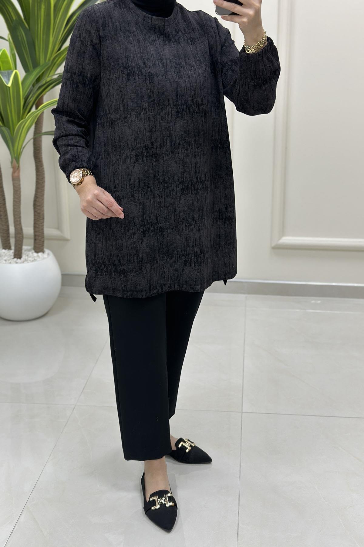 Tesettür Tunik ModelleriKendinden Desenli Kolu Lastikli Modal Kadın Tunik Siyah KADO 257393