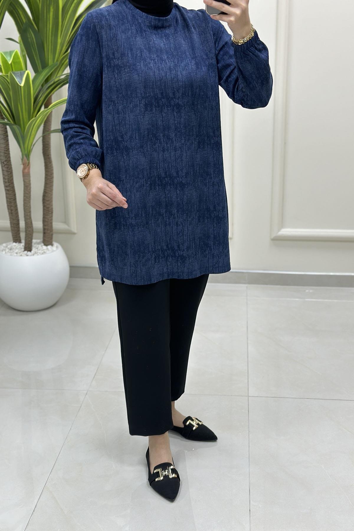 Tesettür Tunik ModelleriKendinden Desenli Kolu Lastikli Modal Kadın Tunik İndigo KADO 257393