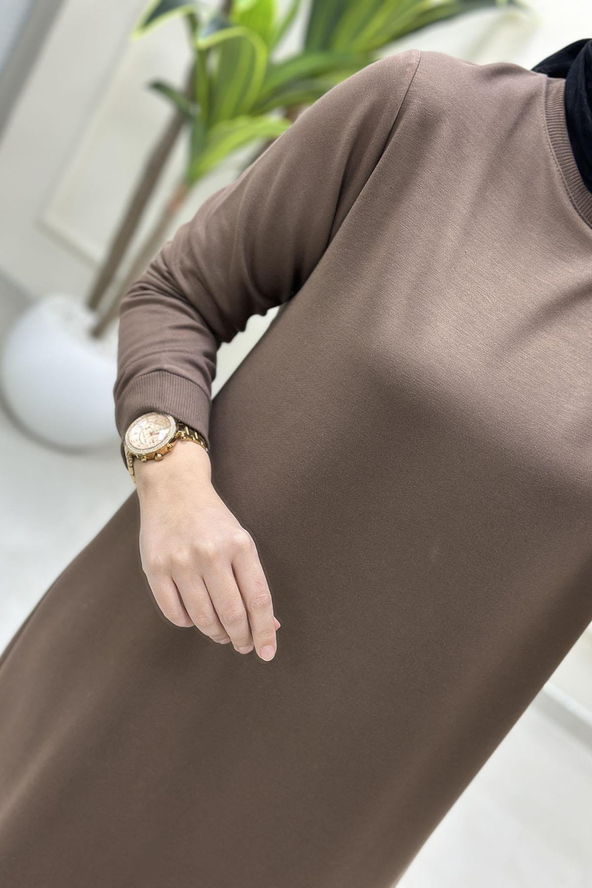 Tesettür Tunik ModelleriKol Ve Etek Ucu Ribanalı Spor Kadın Tunik Vizon KADO 7194