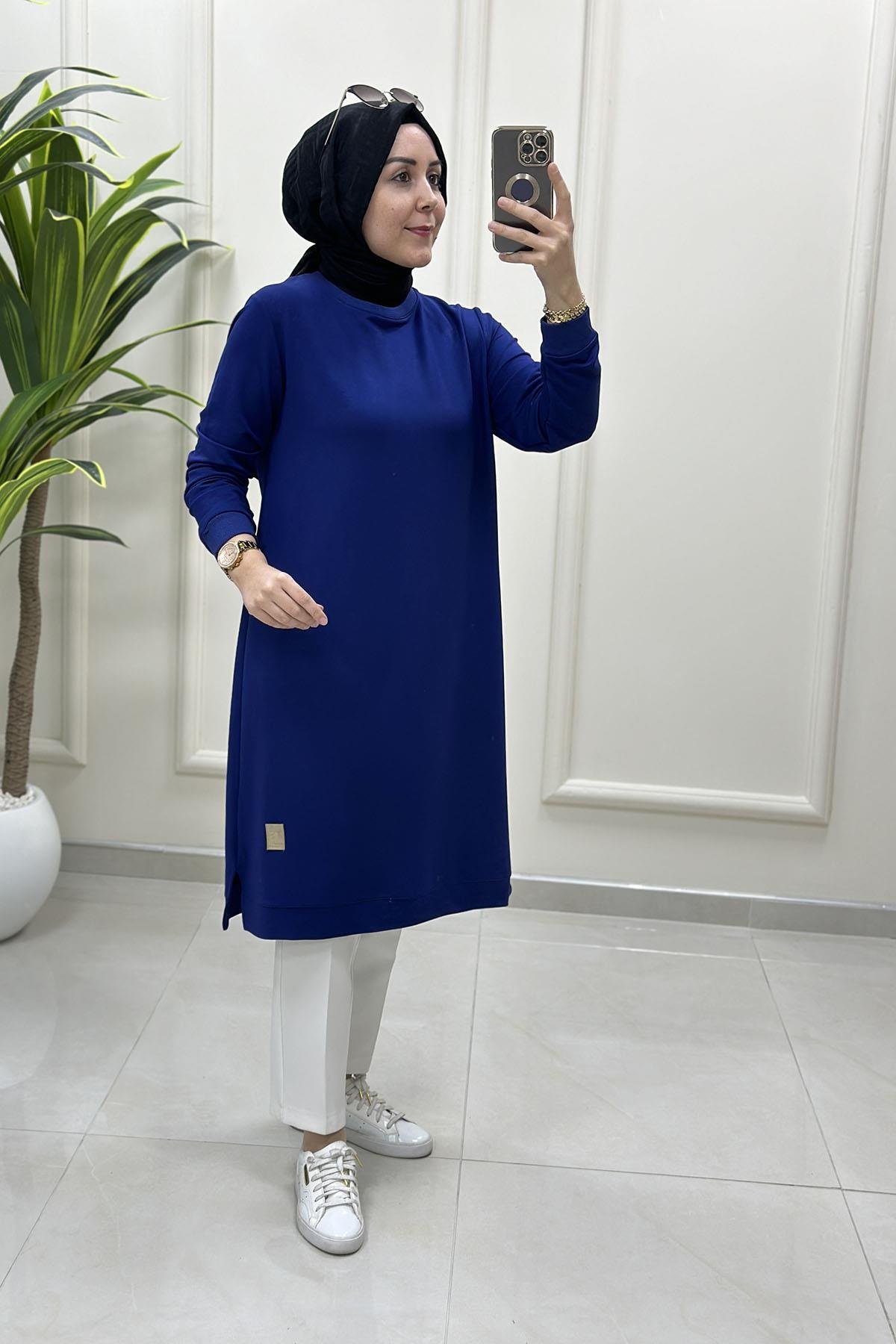 Tesettür Tunik ModelleriKol Ve Etek Ucu Ribanalı Spor Kadın Tunik Saks Mavisi KADO 7194