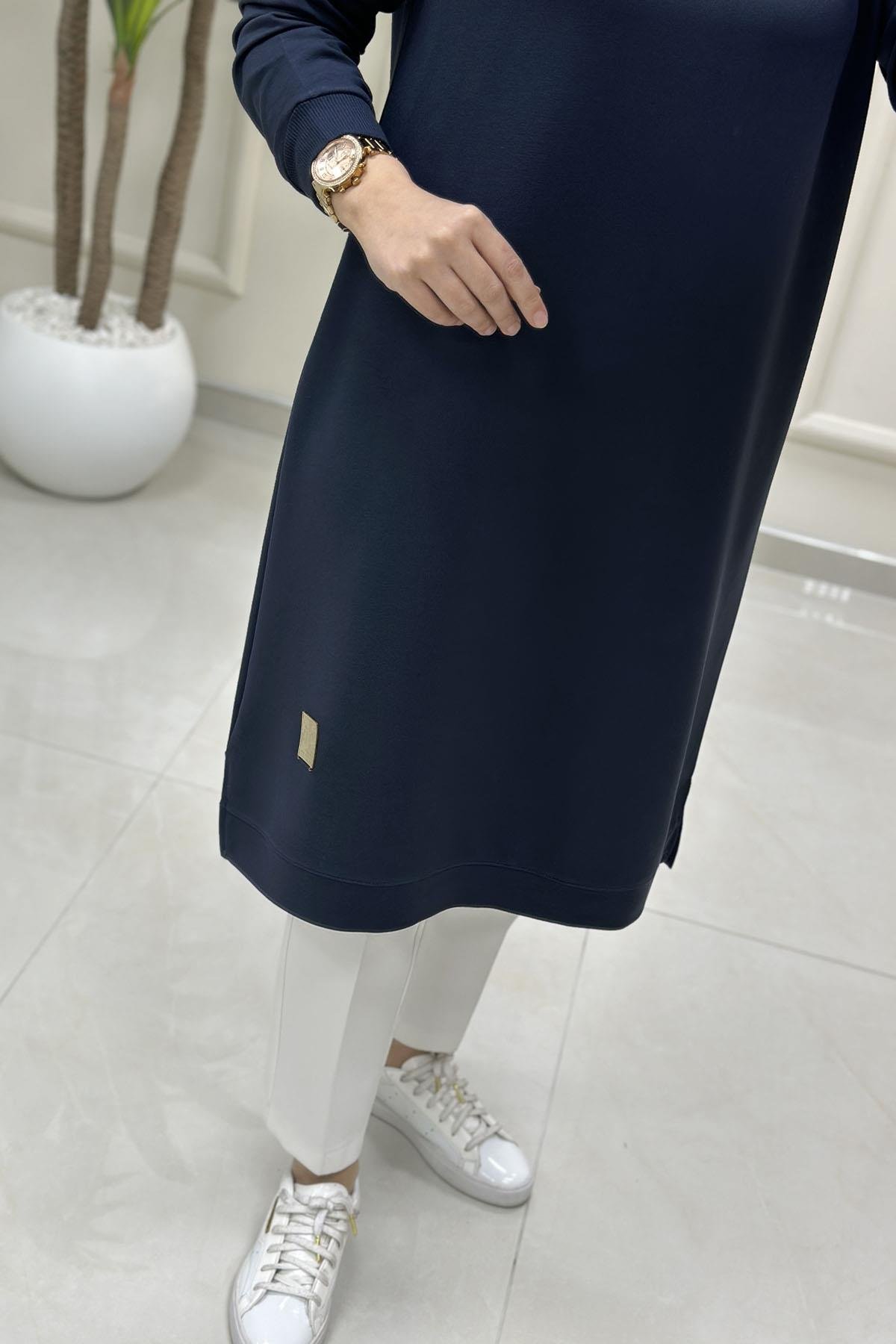 Tesettür Tunik ModelleriKol Ve Etek Ucu Ribanalı Spor Kadın Tunik Antrasit KADO 7194