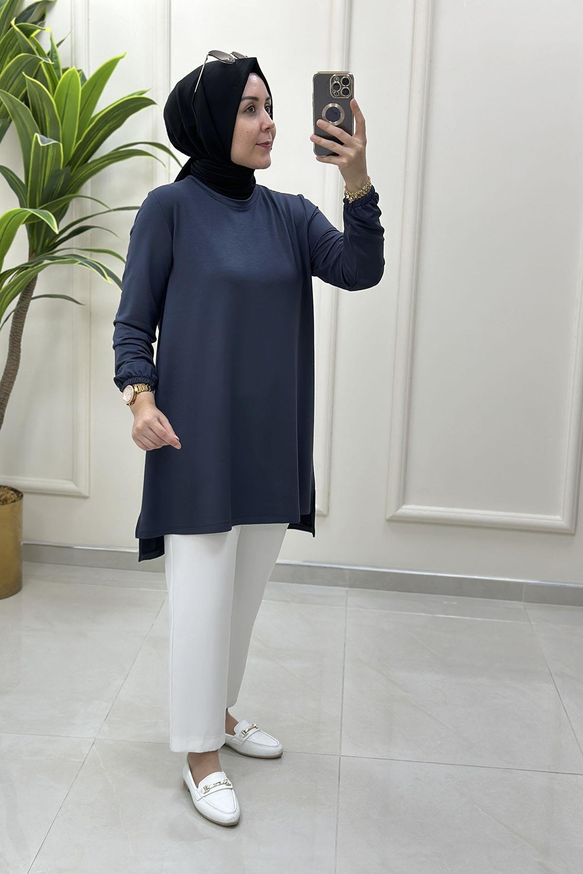 Tesettür Tunik ModelleriKolu Büzgü Detaylı Beyzik Kadın Tunik Antrasit KADO 257660