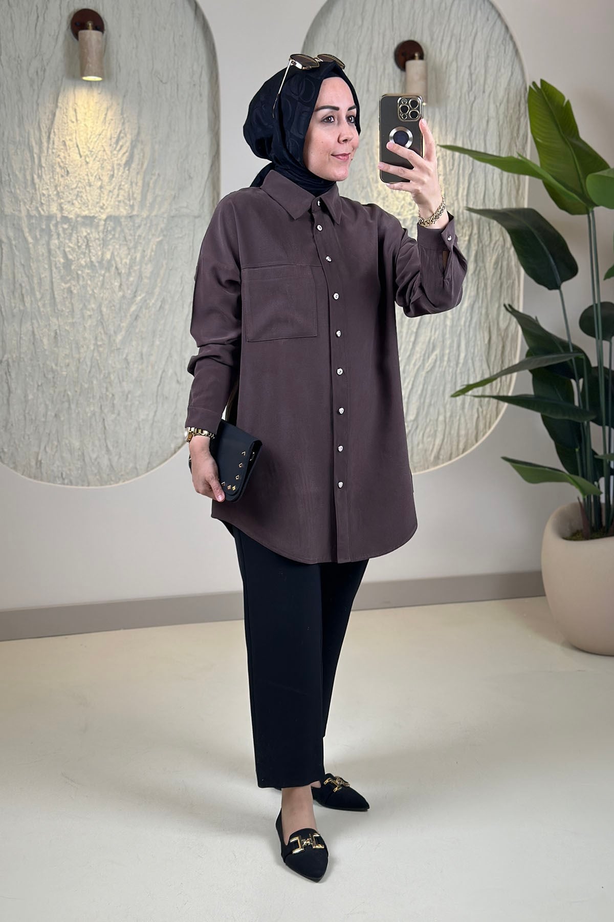 Tesettür Tunik ModelleriModal Tensel Düşük Omuz Tek Cepli Kadın Tunik Kahverengi KADO 268254