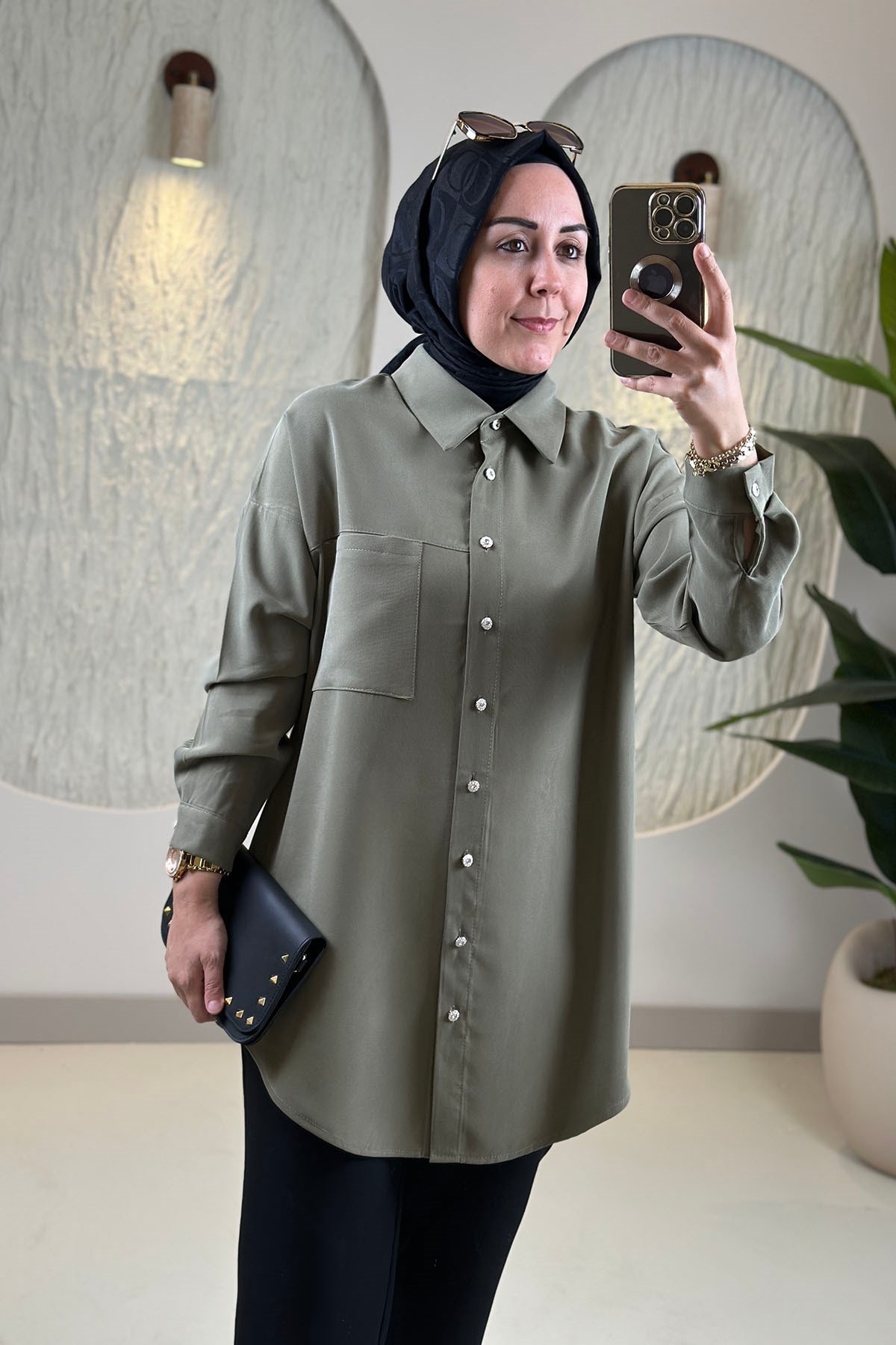 Tesettür Tunik ModelleriModal Tensel Düşük Omuz Tek Cepli Kadın Tunik Yeşil KADO 268254