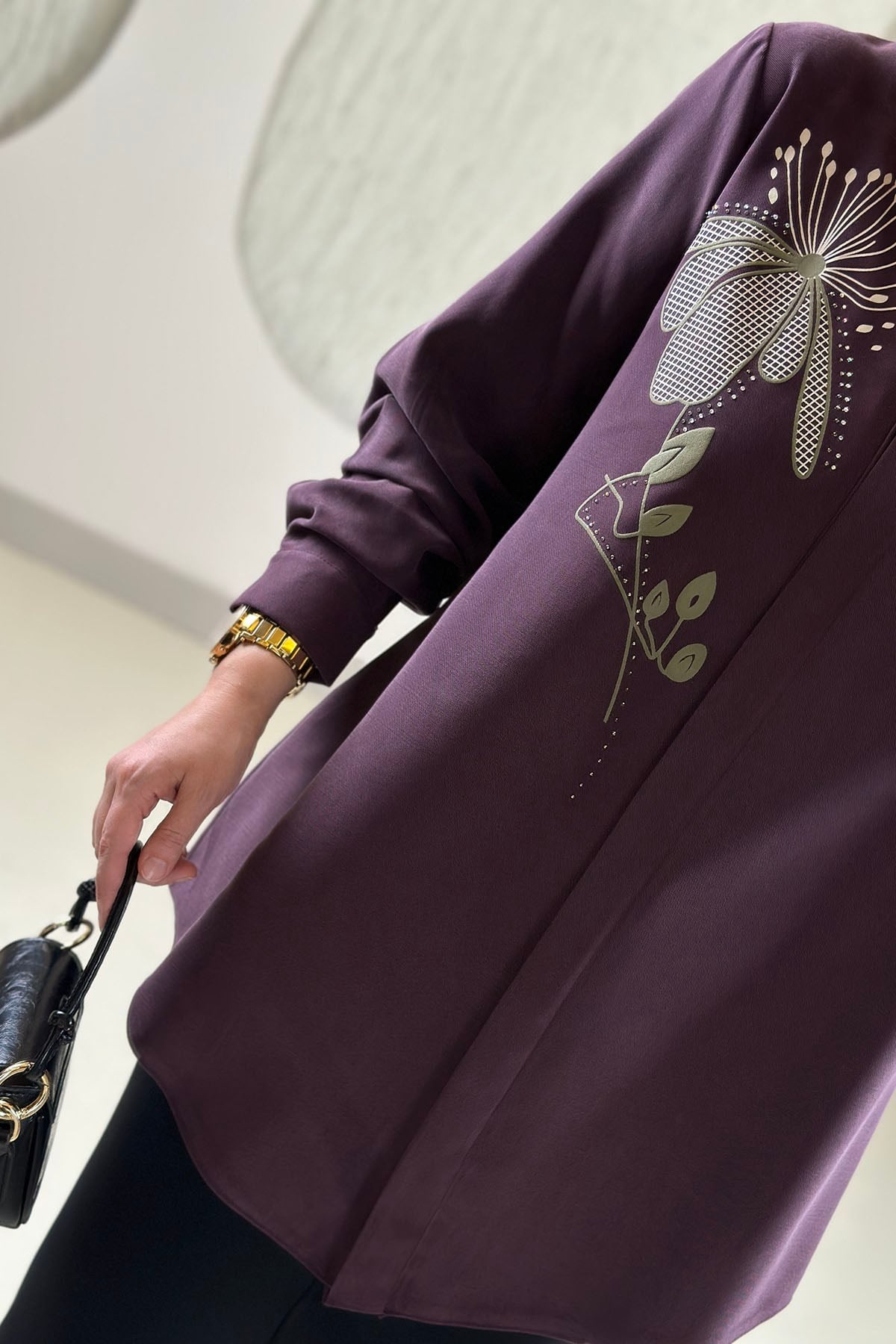 Tesettür Tunik ModelleriModal Tensel Önü Düğmeli Baskı Detaylı Kadın Tunik Mürdüm KADO 268352